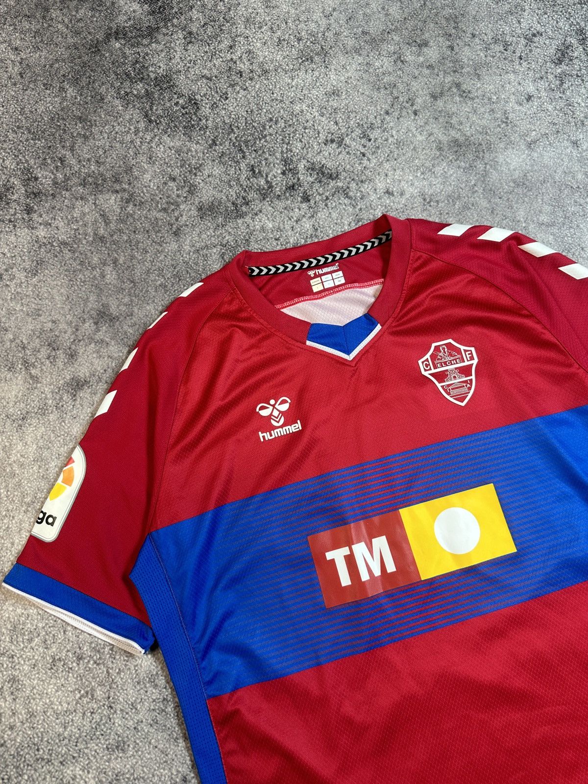 Hummel Hummel Elche Soccer Jersey Streetwear Rare Casual L Spain Size US L / EU 52-54 / 3 - 2 Thumbnail