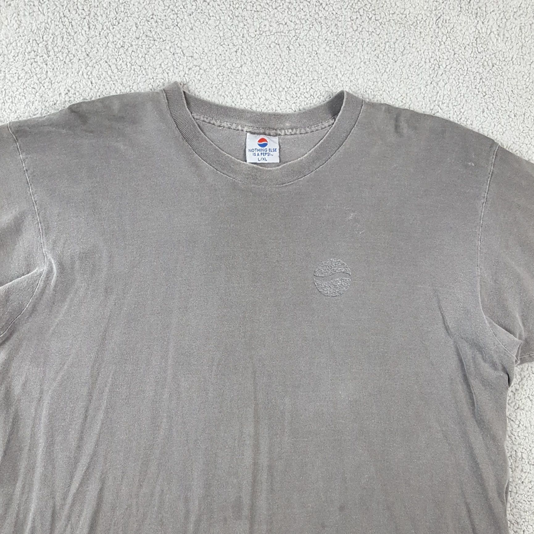 Etro VINTAGE Pepsi T-Shirt Men XL Gray 90s Retro Distressed Logo Soda Pop Grunge Y2K Size US XL / EU 56 / 4 - 2 Thumbnail