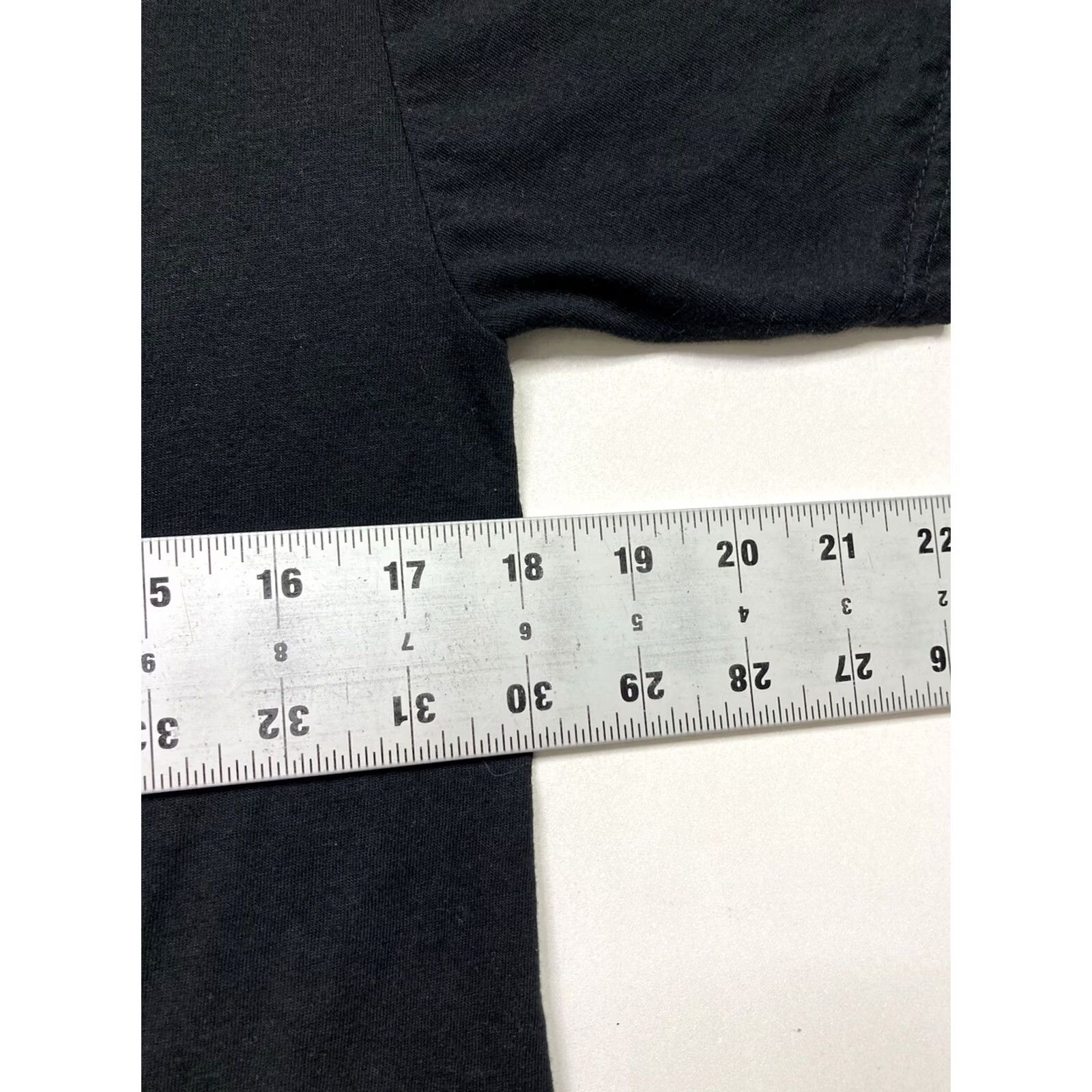 Vintage VINTAGE 2pac Tupac Shakur Praying Hand Graphic T-shirt Men Small Black Music Shirt Mens Small Black Graphic Print Hip Hop Retro 90s Size US S / EU 44-46 / 1 - 6 Thumbnail