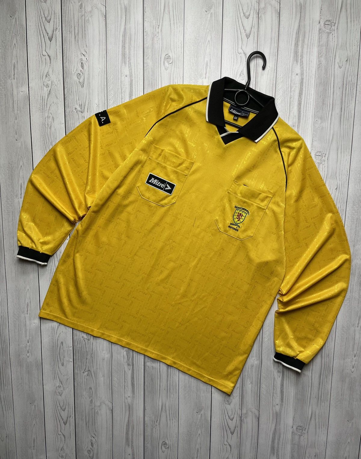 Vintage Vintage The Scottish soccer jersey monogram yellow long XXL Size US XXL / EU 58 / 5 - 1 Thumbnail