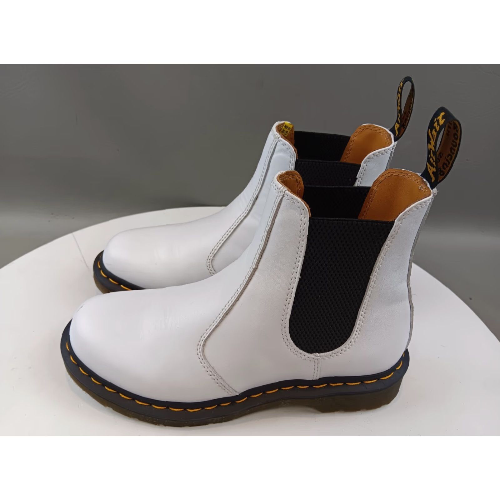 Dr. Martens Dr. Martens 2976 Quad Boots Women's White Platform Leather Chelsea 8 Size US 8 / IT 38 - 6 Thumbnail
