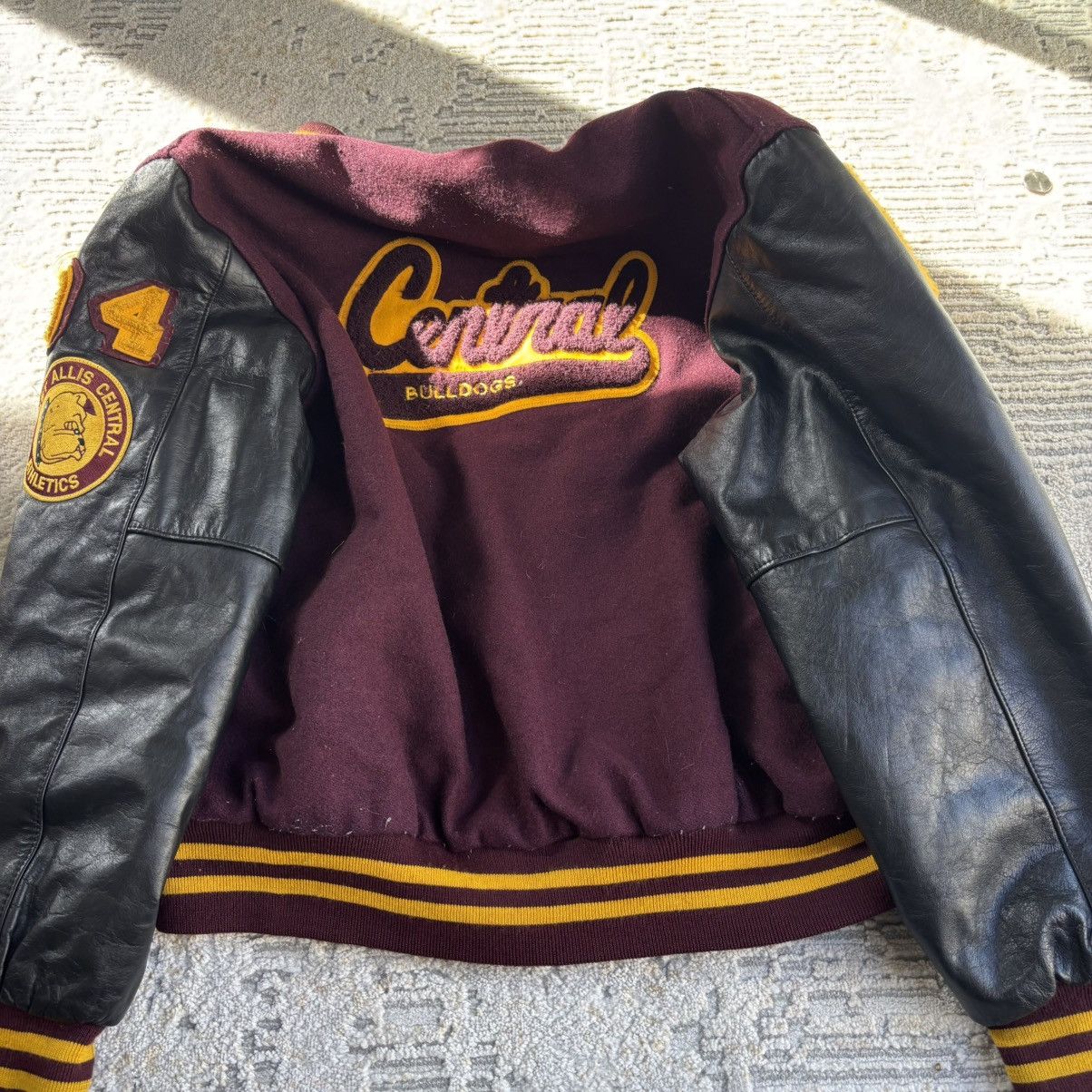 Vintage Vintage 90s West Allis Central Bulldogs Lettermen Jacket Size US L / EU 52-54 / 3 - 6 Thumbnail