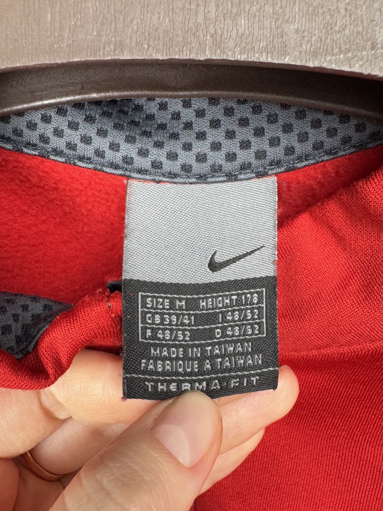 Nike Nike vintage y2k half zip therma-fit center logo sweater Size US M / EU 48-50 / 2 - 12 Thumbnail