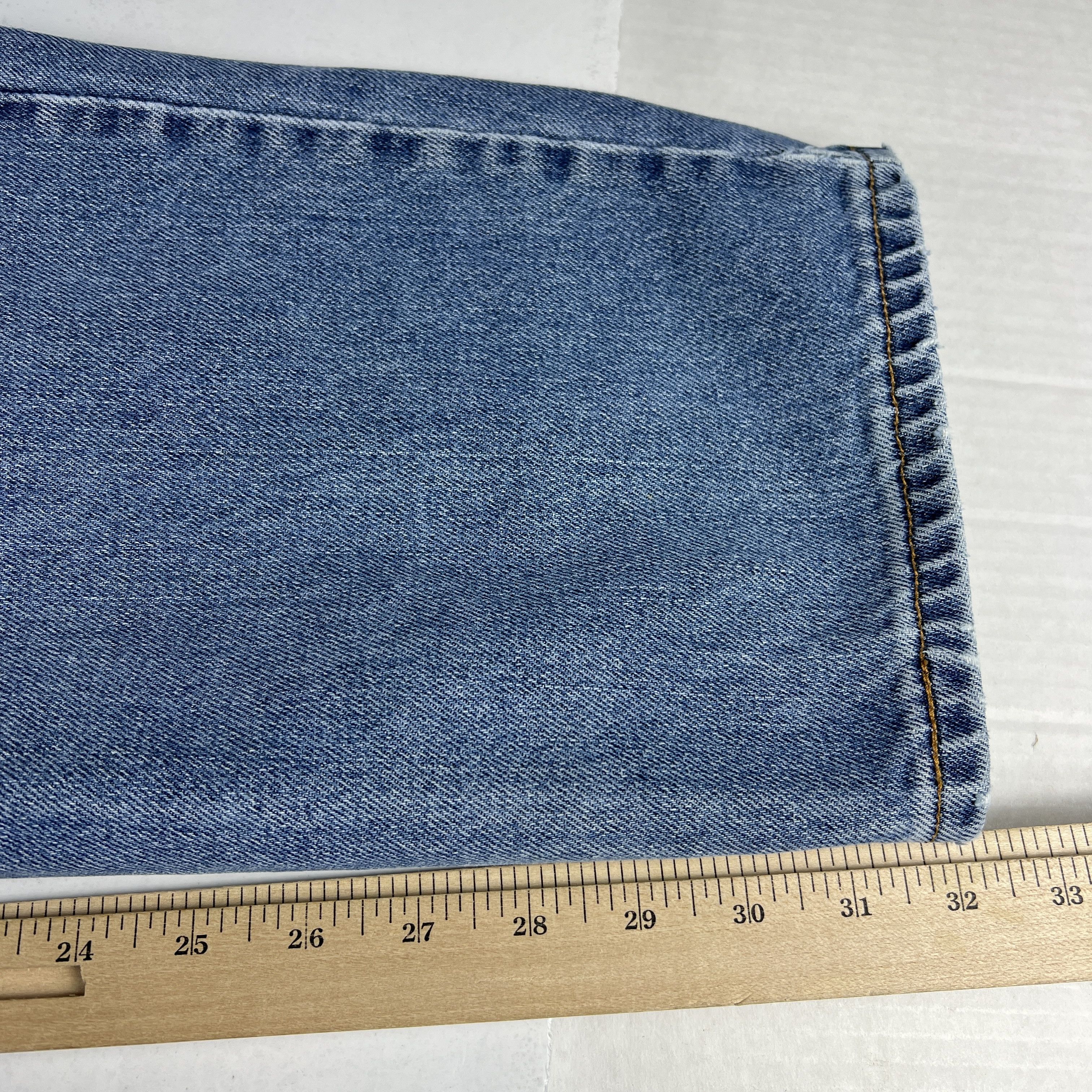 Levi's × Vintage Y2K Levi's Jeans 550 Relaxed Fit Blue Faded Cotton Denim Size US 35 - 19 Thumbnail