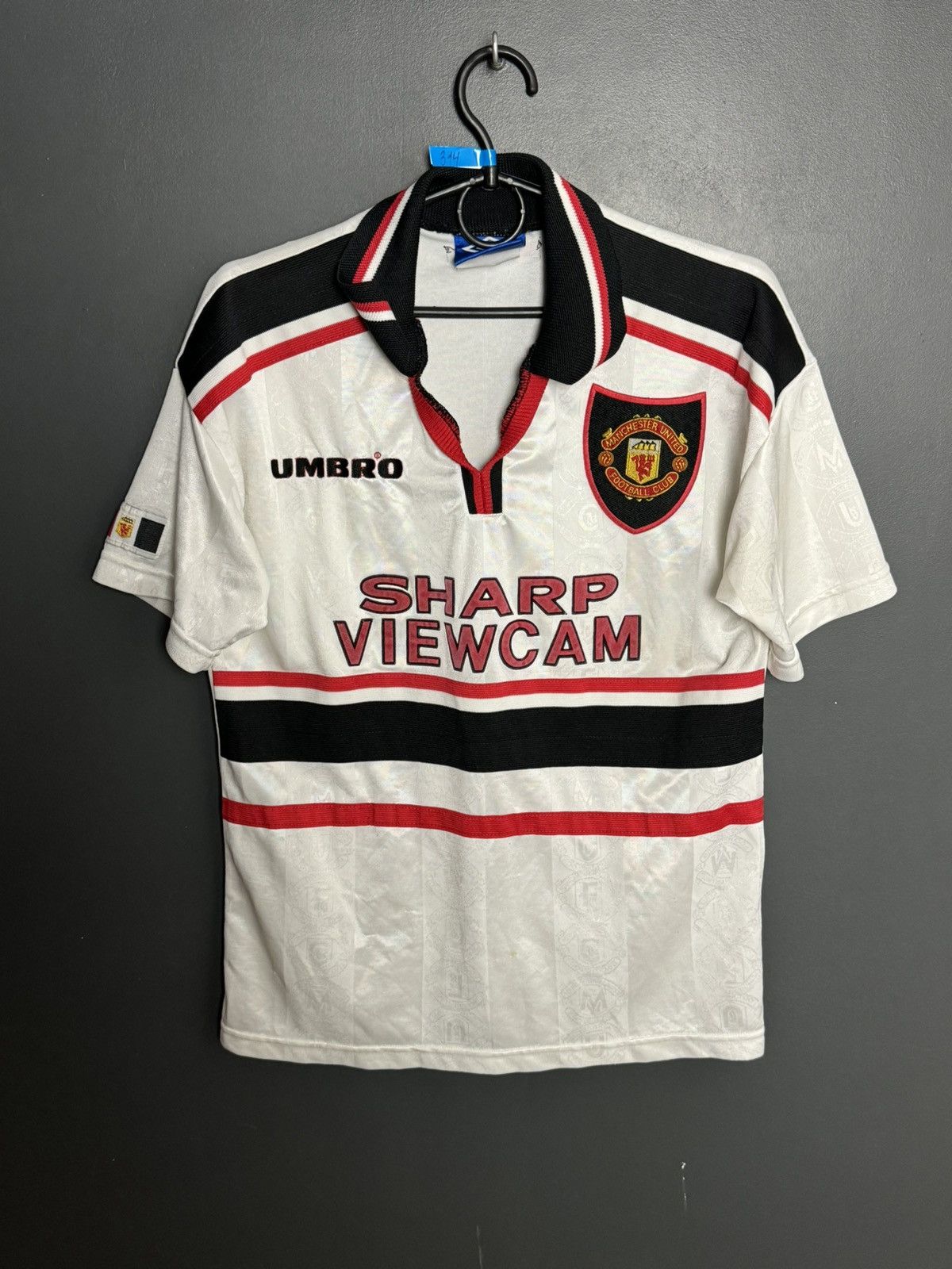 Umbro KIDS Manchester United 97/99 Away Football Jersey T-Shirt Size US XS / EU 42 / 0 - 1 Thumbnail
