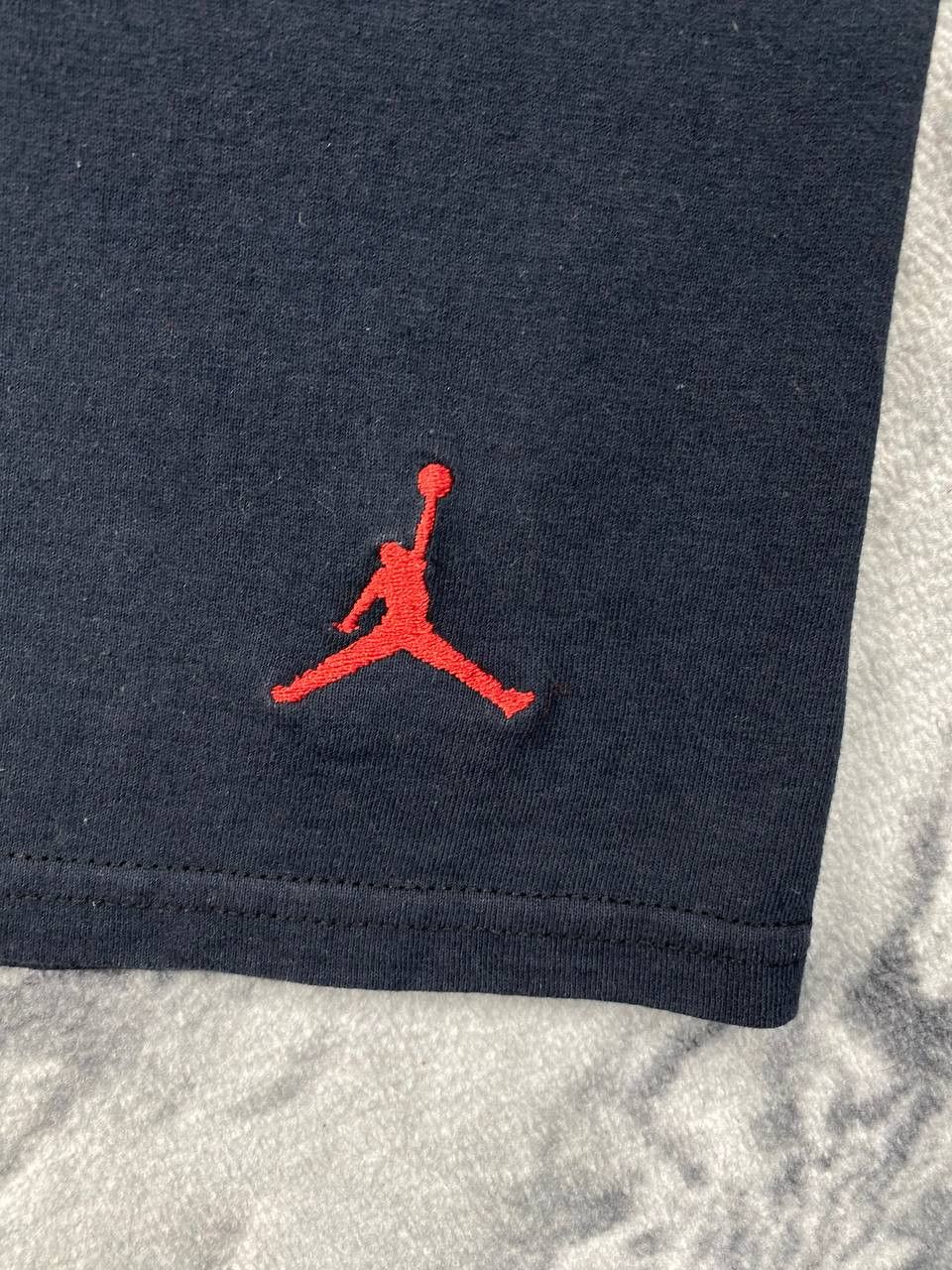 Nike Vintage Nike Air Jordan 00s Big Logo Men Size M Black Size US M / EU 48-50 / 2 - 4 Thumbnail