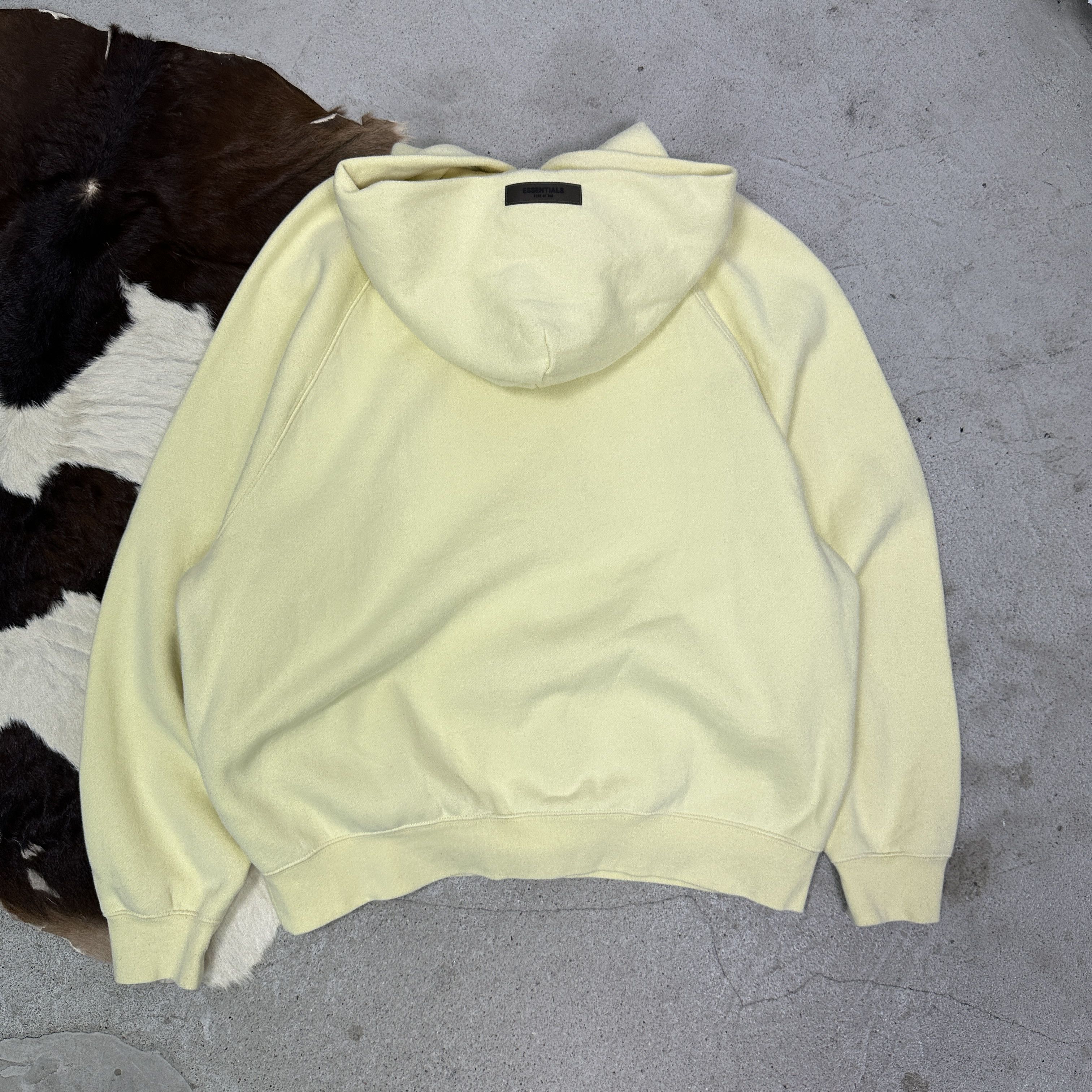 Fear of God Vintage Streetwear Fear Of God Butter Yellow Sweatshirt 00s Size US L / EU 52-54 / 3 - 10 Thumbnail