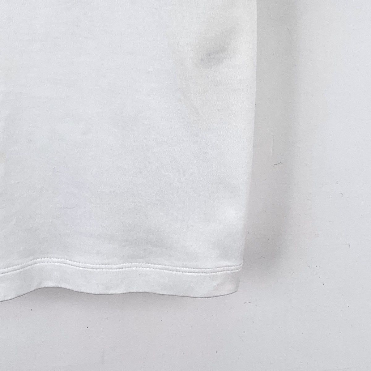 Louis Vuitton Louis Vuitton Monogram Printed Short Sleeve T-shirt K26WX Size XS / US 0-2 / IT 36-38 - 4 Thumbnail
