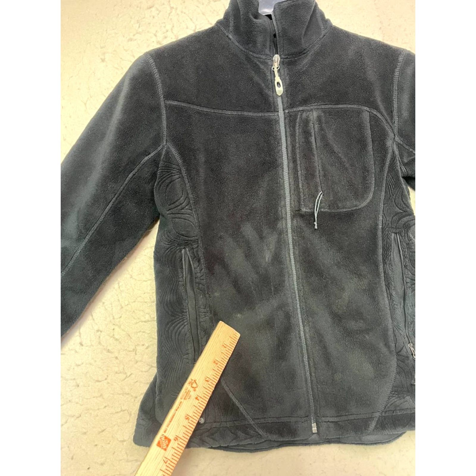 Mountain Hardwear Mountain Hardwear Full Zip Fleece Jacket Black Women Size S See Pics Heavy Winter Insulated Zipper Pockets Size S / US 4 / IT 40 - 7 Thumbnail