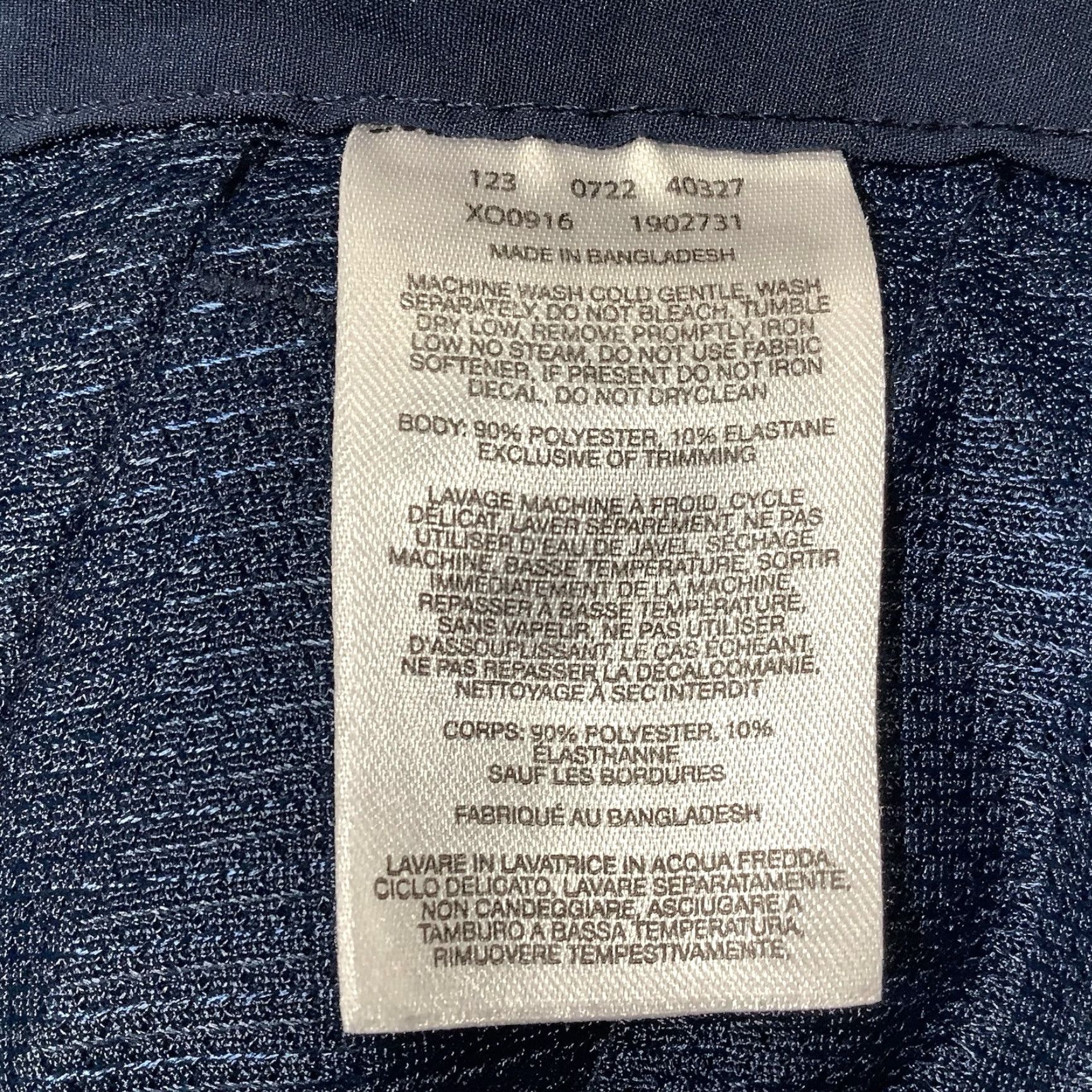 Vintage Columbia Men’s Shorts Size 38 Blue Cargo Zip Pocket Bermuda Casual Workwear Regular Inseam 9 in Polyester Spandex Logo Pocket Columbia Size US 38 / EU 54 - 5 Thumbnail