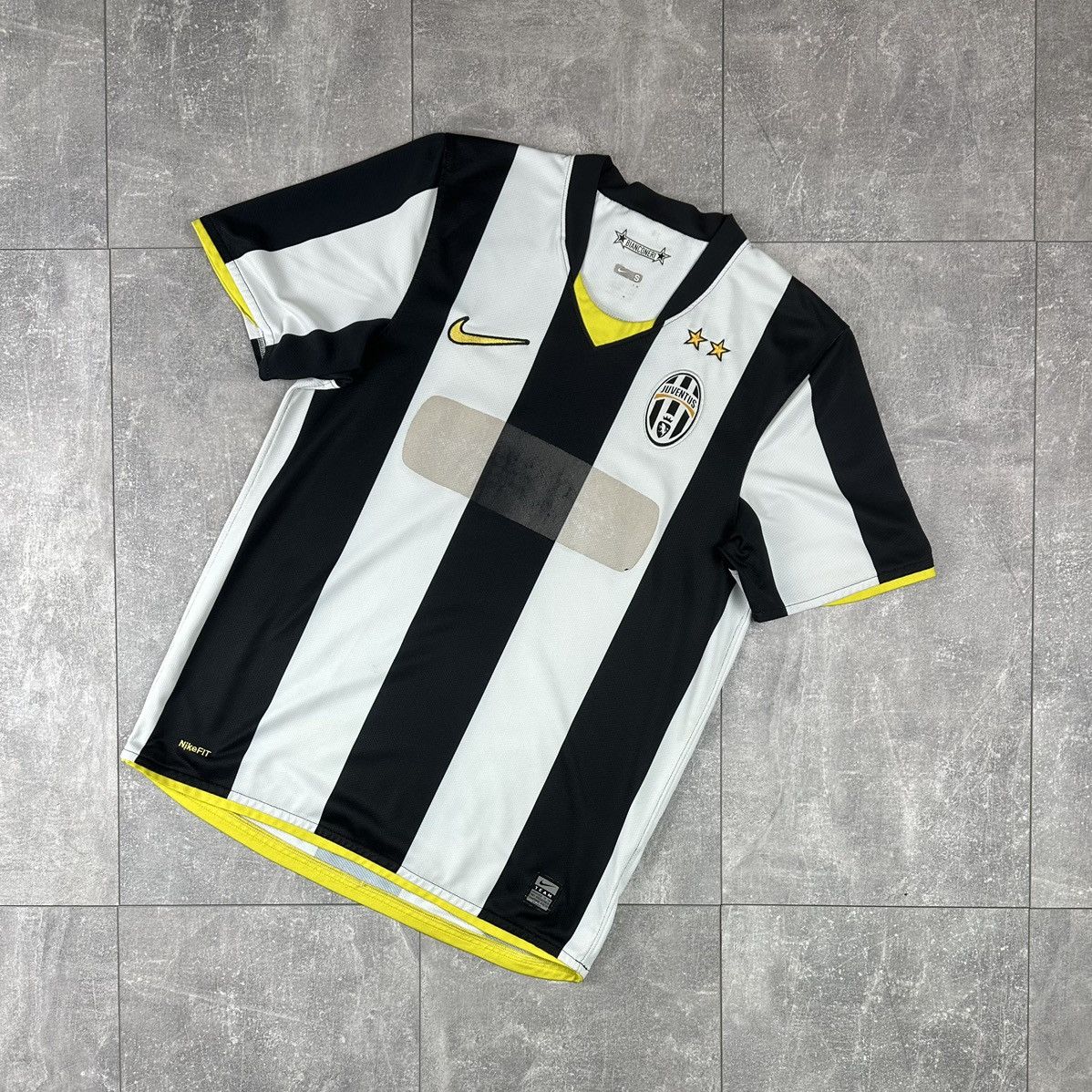 Nike Nike Juventus 2009/10 Home Soccer Football Jersey Size US S / EU 44-46 / 1 - 1 Thumbnail