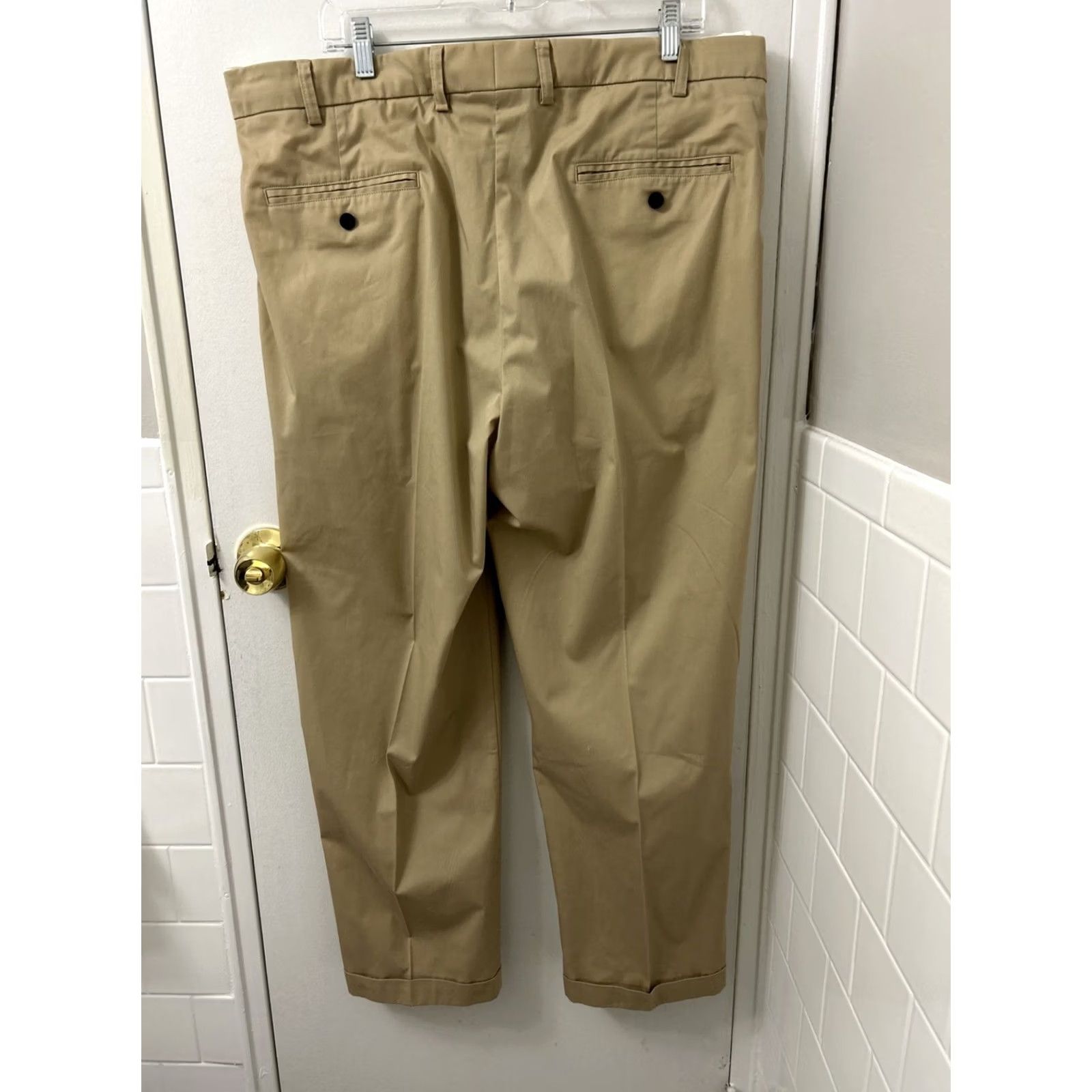 Orvis VINTAGE Orvis Pants Mens 40x29 Tan Chino Pleated Cuffed Straight Leg YKK Regular 90s Womens? Size US 40 / EU 56 - 6 Thumbnail