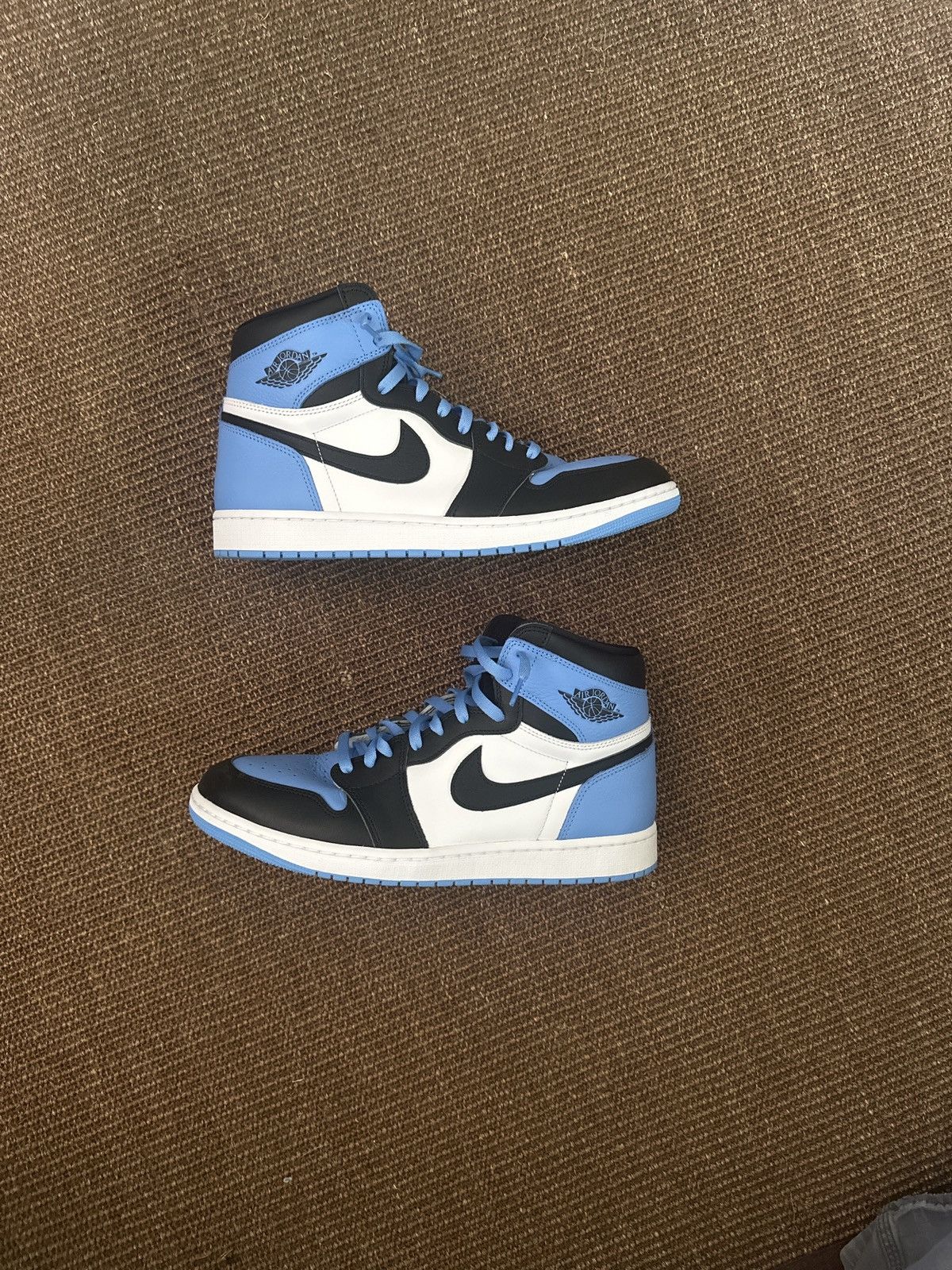 Jordan Brand × Nike Jordan 1 UNC toe Size 12 Size US 13 / EU 46 - 1 Thumbnail