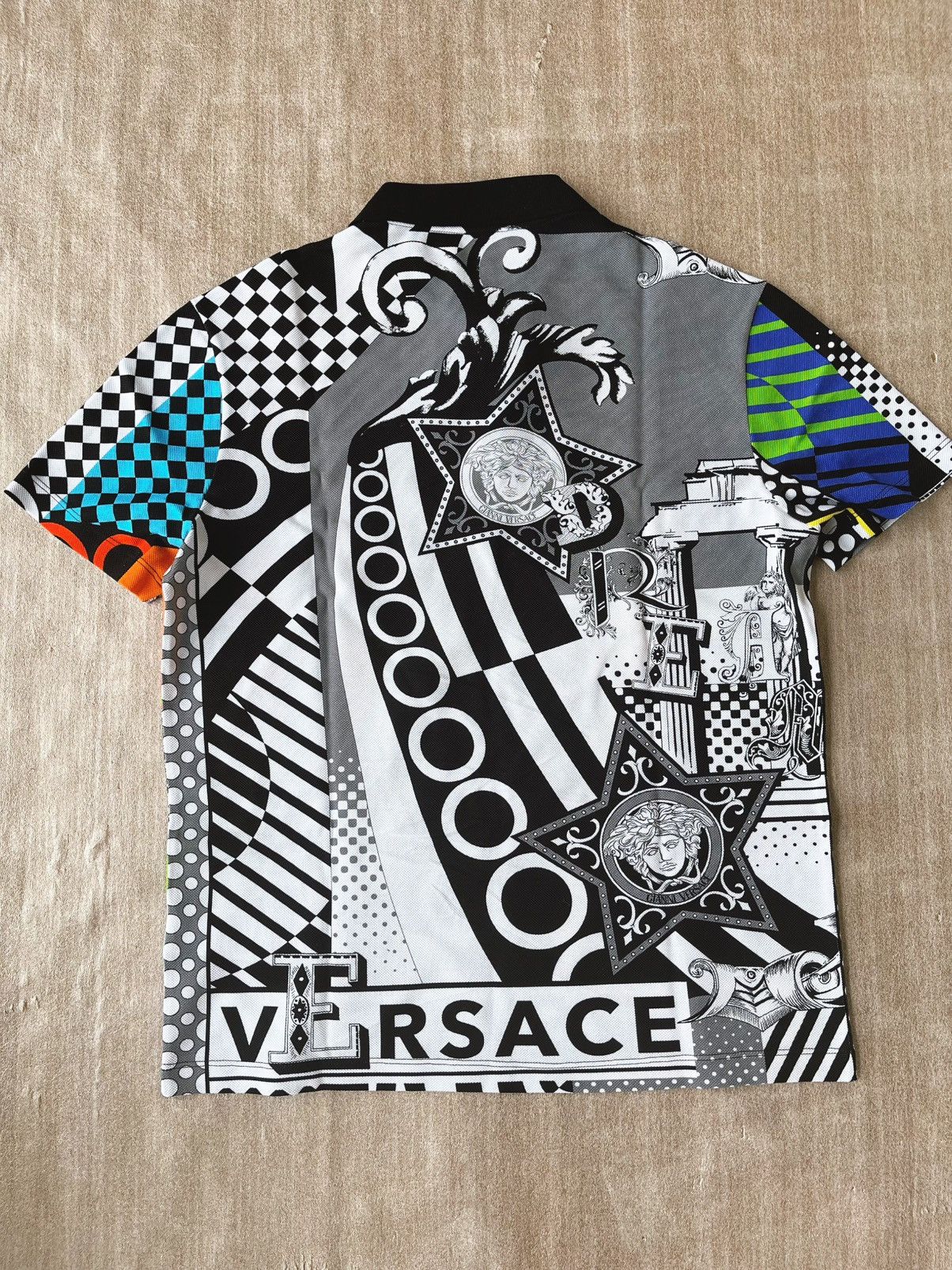 Versace New Versace short-sleeved T-shirt Size US M / EU 48-50 / 2 - 5 Thumbnail