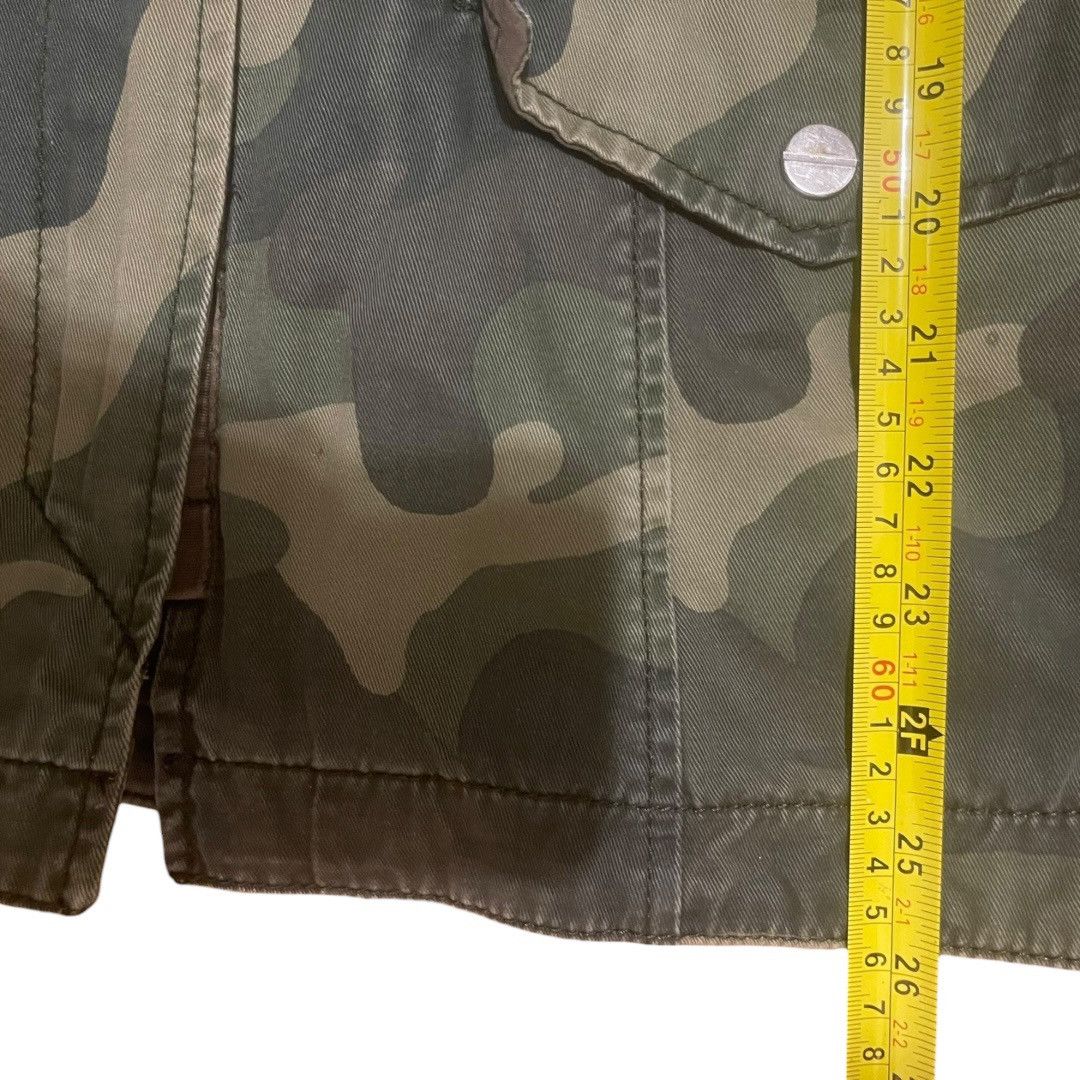Abercrombie & Fitch Abercrombie & Fitch Camo Y2K Utility Outerwear Jacket Sz M Size M / US 6-8 / IT 42-44 - 4 Thumbnail