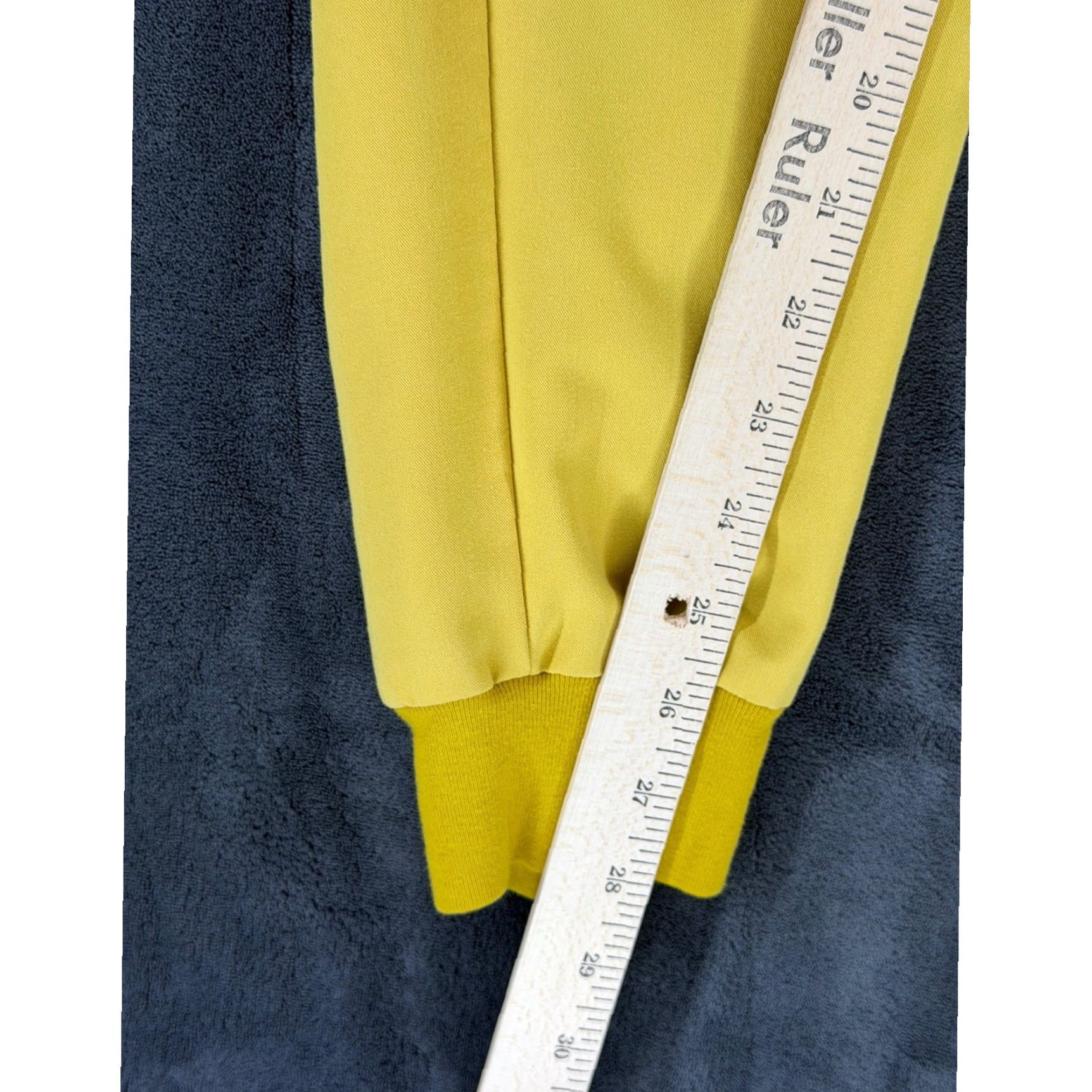Vintage FIGS Zamor Jogger Scrub Pants Womens Small Yellow Technical Collection W18SW2005 Size 28" / US 6 / IT 42 - 6 Thumbnail