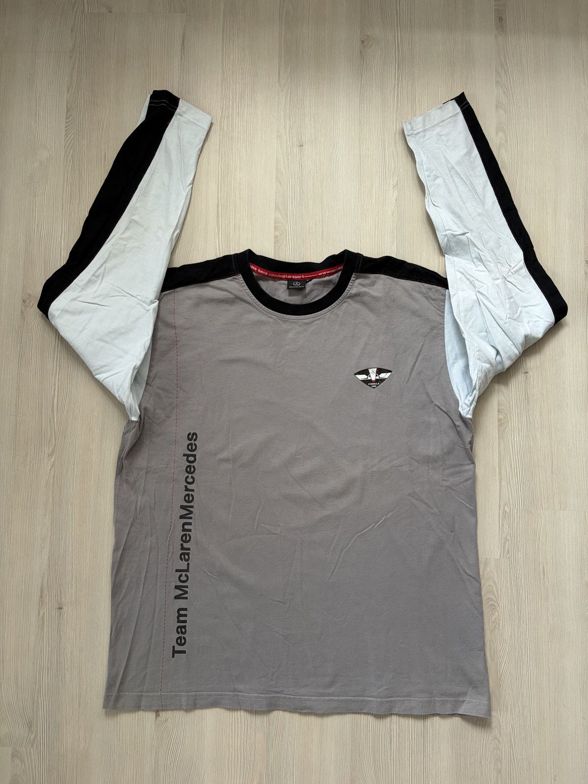 Mercedes-Benz Mercedes Team McLaren Formula One Long Sleeve Size US XXL / EU 58 / 5 - 8 Thumbnail