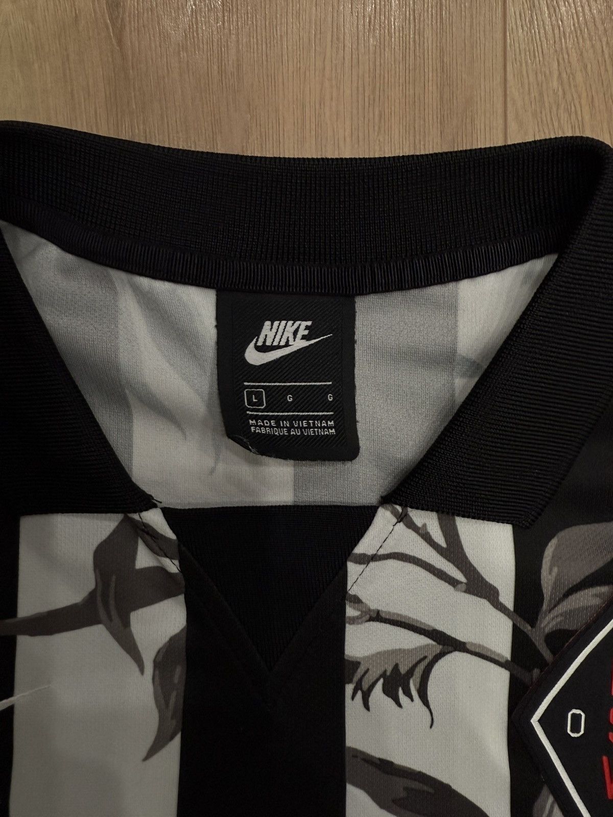 Nike Nike NSW Floral Jersey Size US L / EU 52-54 / 3 - 4 Thumbnail