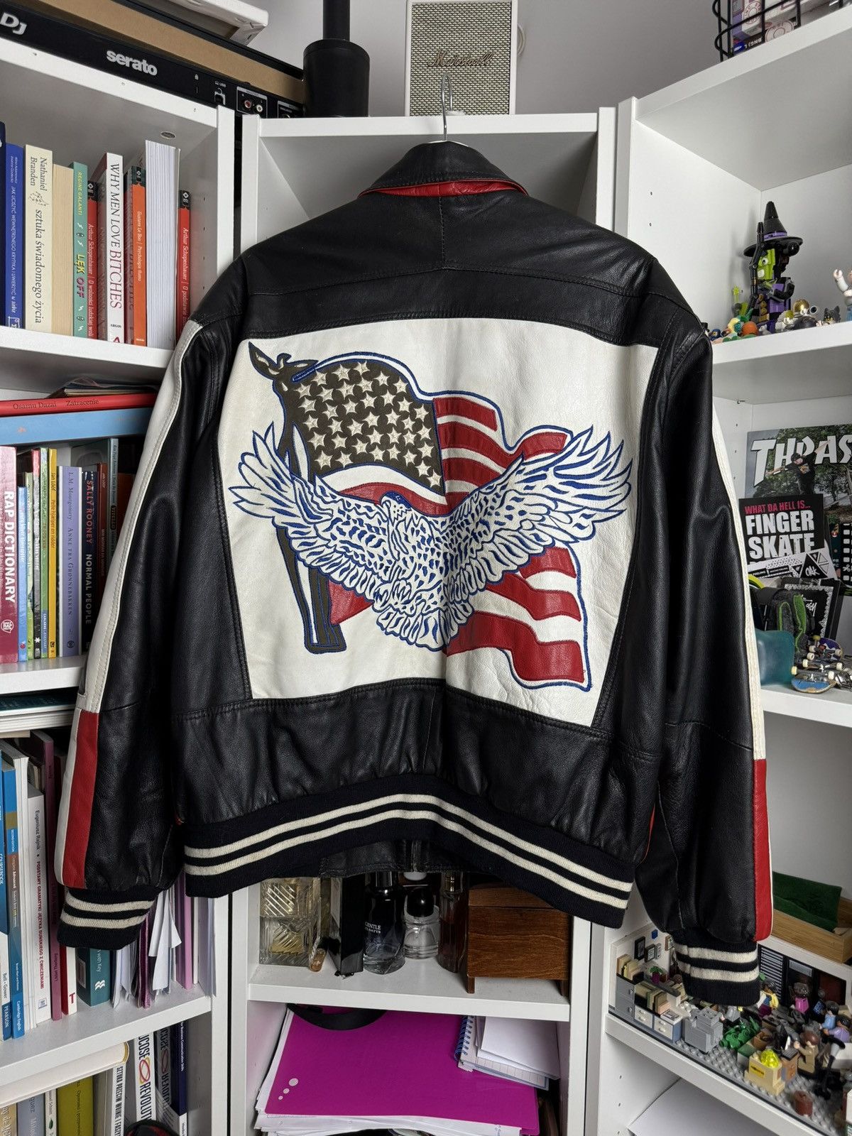 Vintage Vintage 90s USA american flag boxy bomber leather jacket L Size US L / EU 52-54 / 3 - 2 Thumbnail