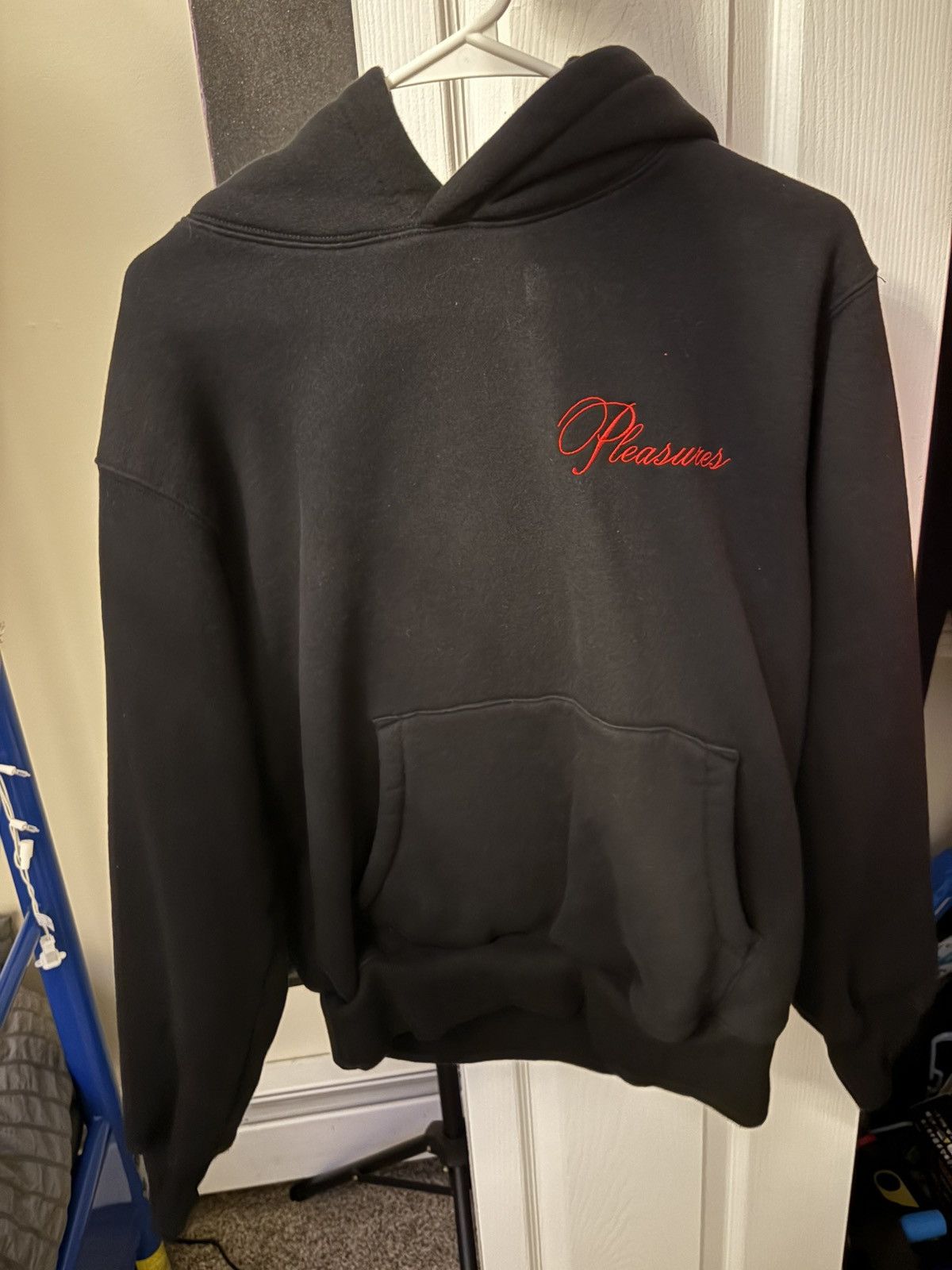 Pleasures Pleasures strawberry hoodie Size US S / EU 44-46 / 1 - 1 Thumbnail