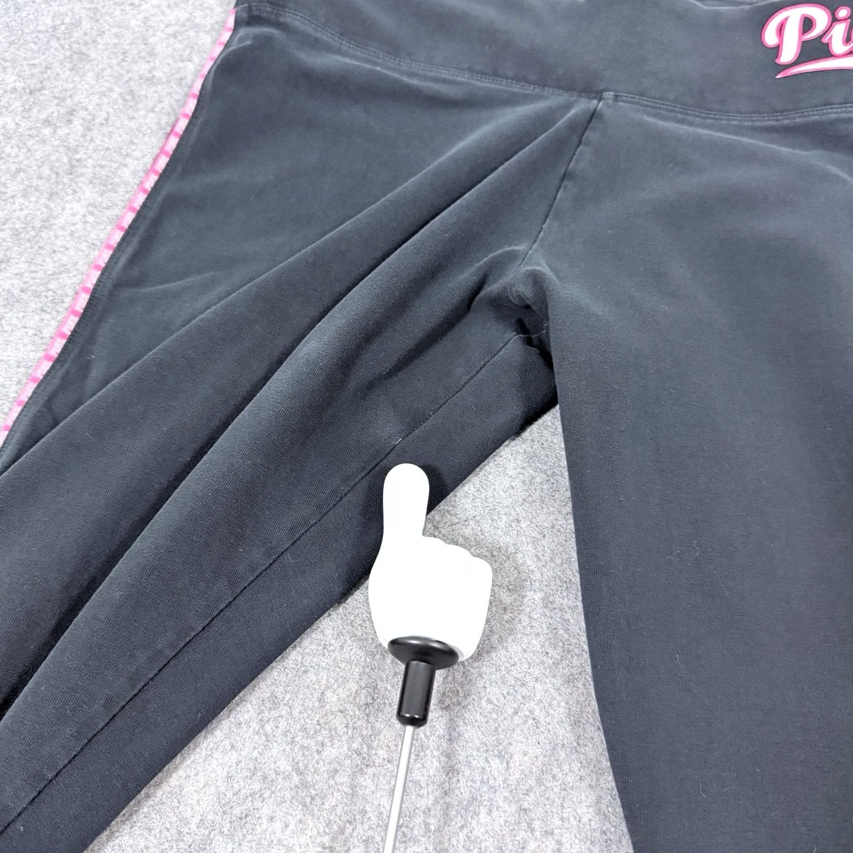 Victoria's Secret Victoria's Secret PINK Logo Legging Women's M Black Size 32" / US 10 / IT 46 - 4 Thumbnail