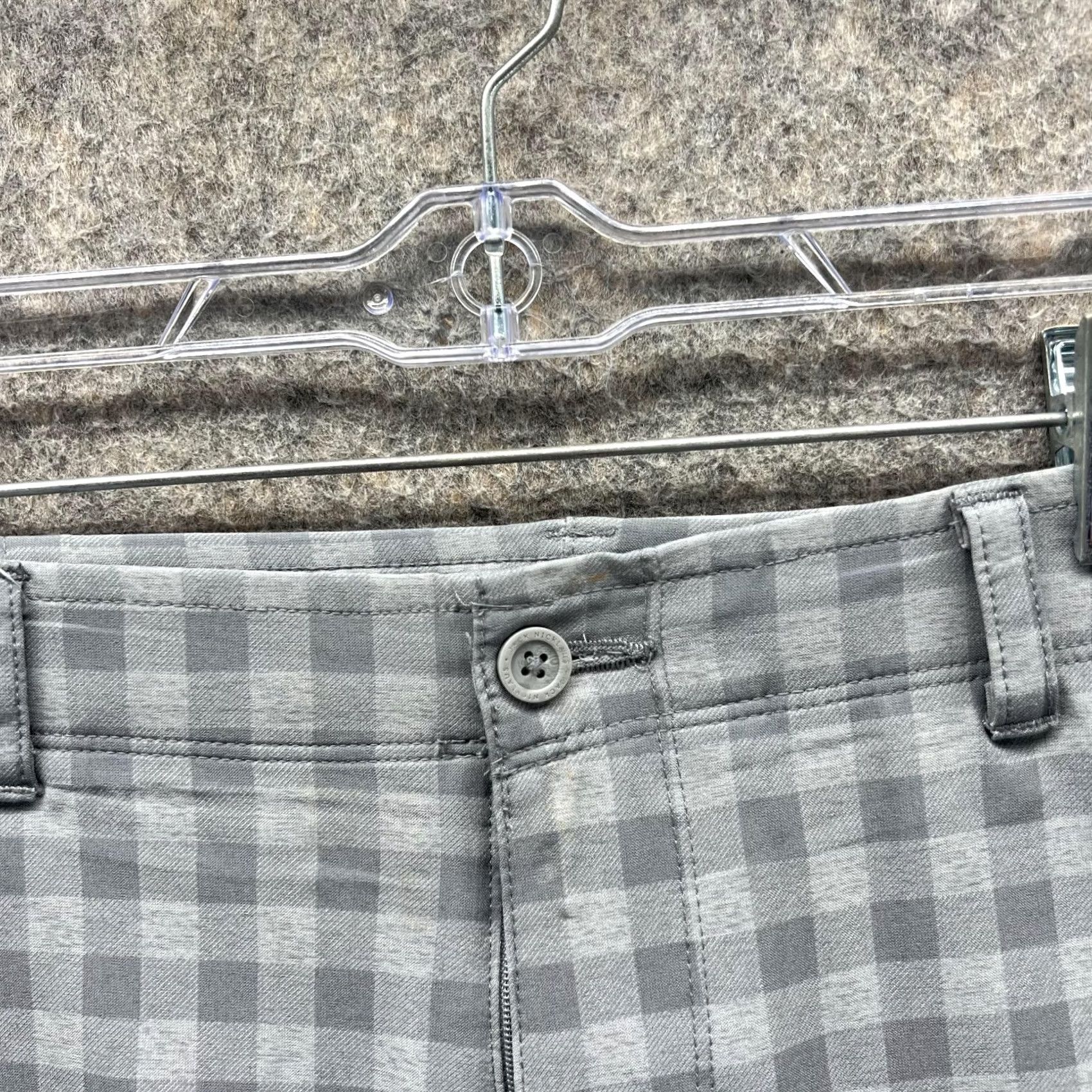 Vintage Jack Nicklaus Shorts Men 36 Gray Chino Flat Front Polyester Casual Vintage No Size US 36 / EU 52 - 5 Thumbnail