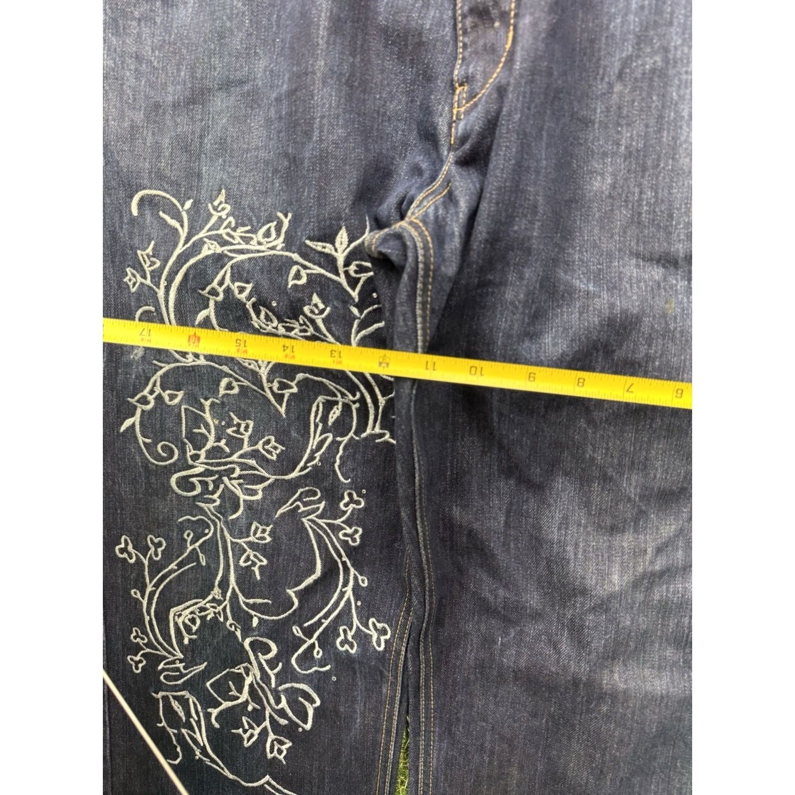 Vintage Crown Holder Jeans Mens 38 Denim Wide-Leg Dark Wash 5-Pocket Button Fly Vintage Crown Holder Regius Vestio Hip Hop Grunge Streetwear Y2K Mens Size US 38 / EU 54 - 3 Thumbnail