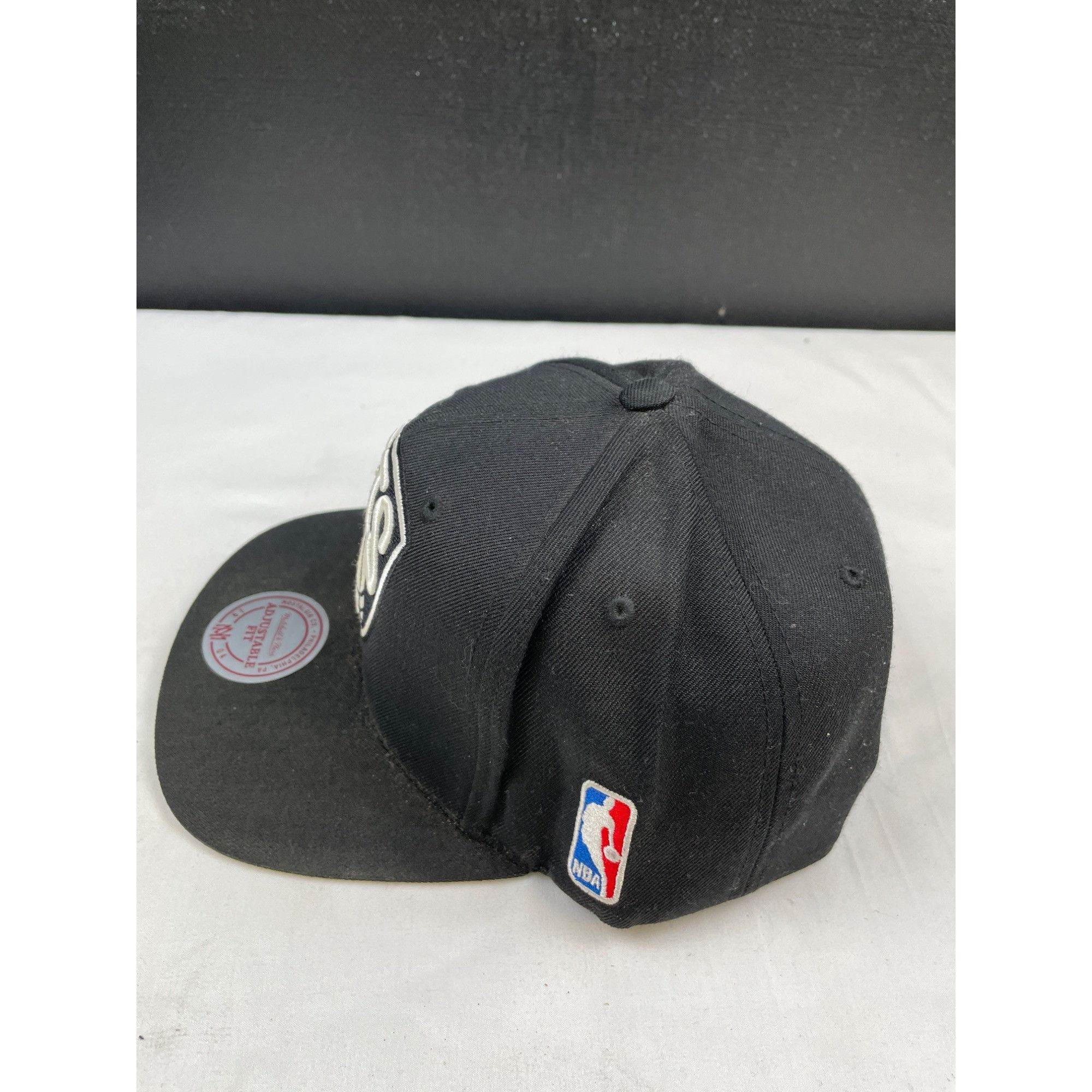 Mitchell & Ness Mitchell & Ness Nets Brooklyn Black Unisex Hat/Cap Adjustabl Size ONE SIZE - 2 Thumbnail