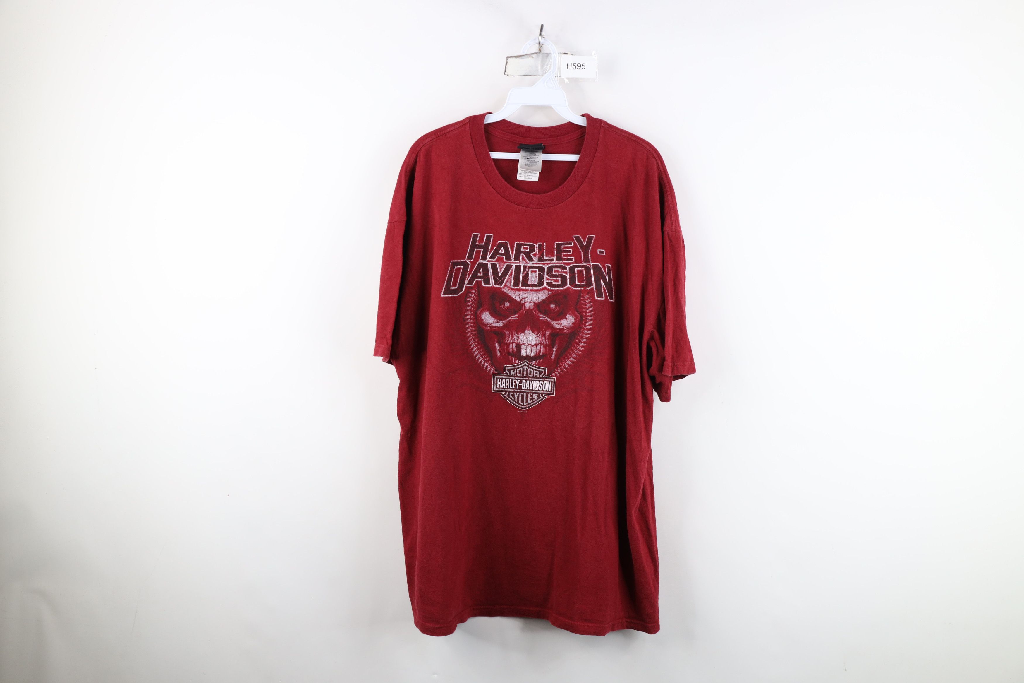 Harley Davidson Vintage Y2K Harley Davidson Tribal Short Sleeve T-Shirt Red Size US XXL / EU 58 / 5 - 1 Thumbnail