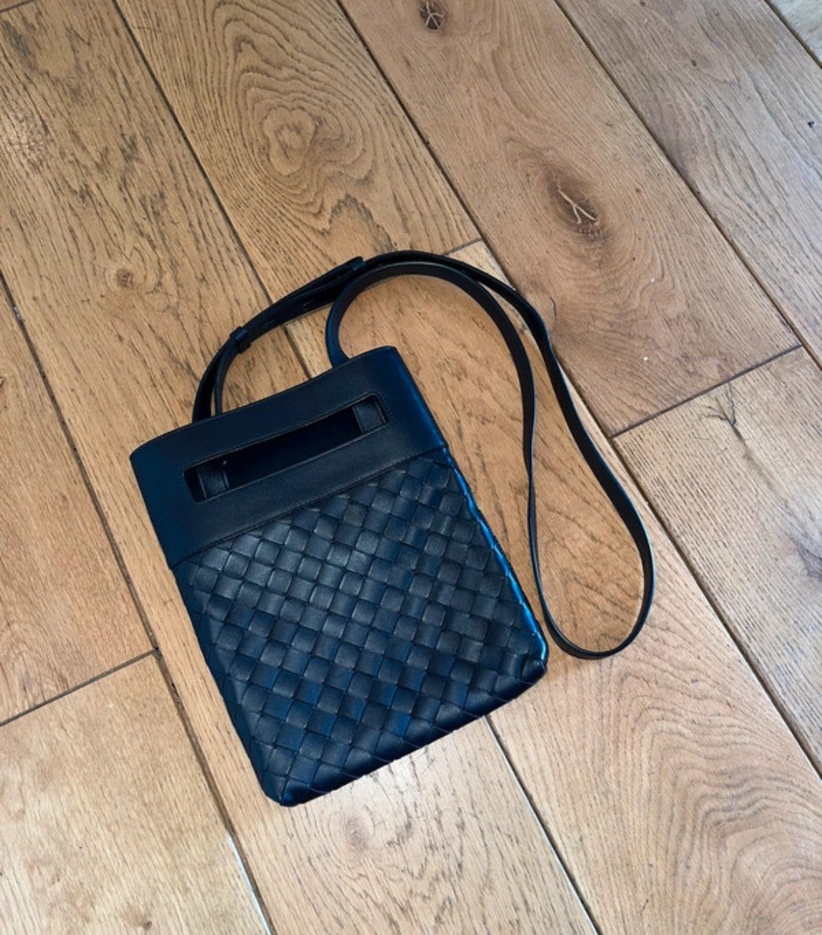 Bottega leather bag