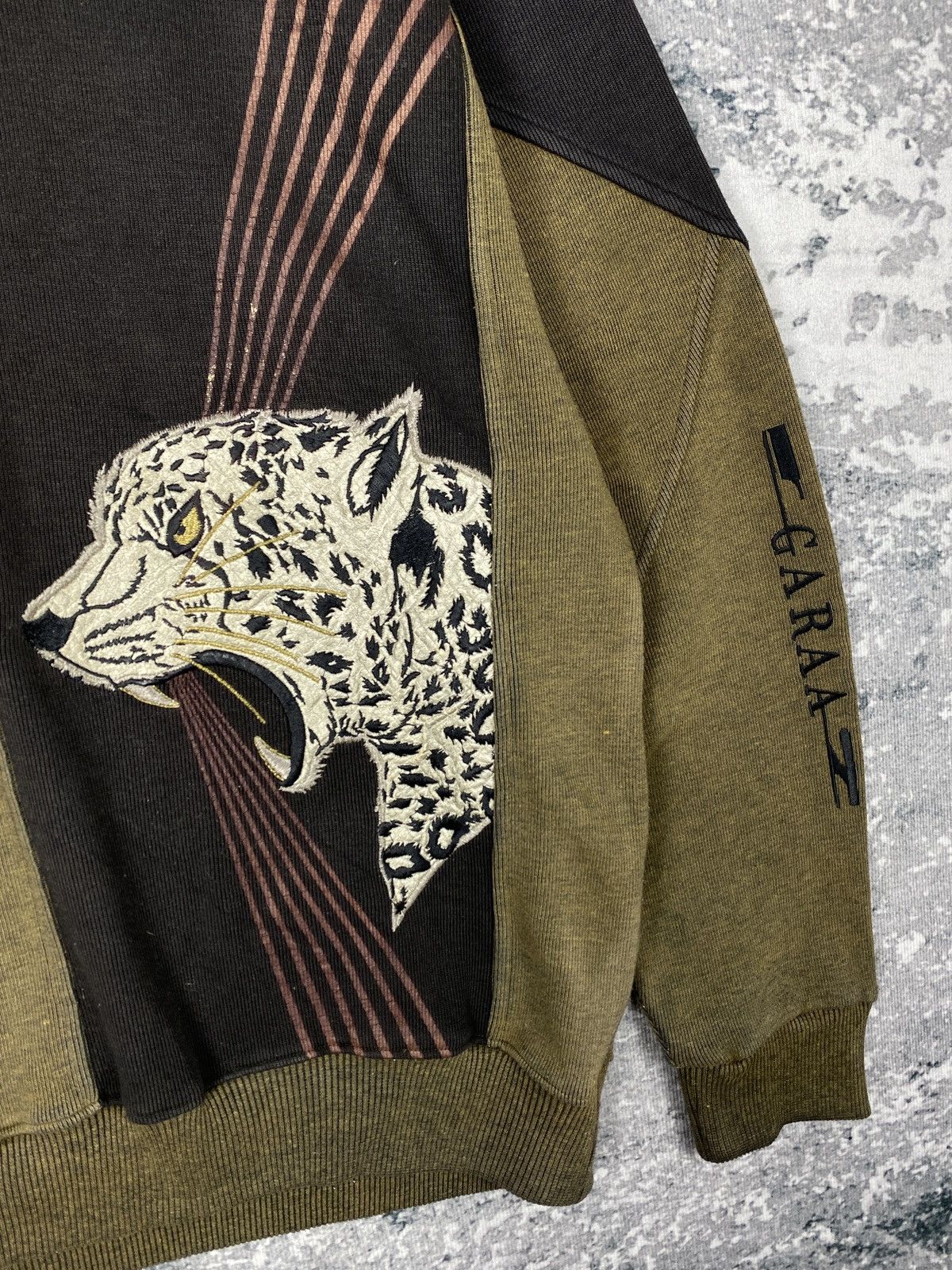 Japanese Brand Vintage Garaa Tiger Art Sweatshirts Size US XL / EU 56 / 4 - 4 Thumbnail