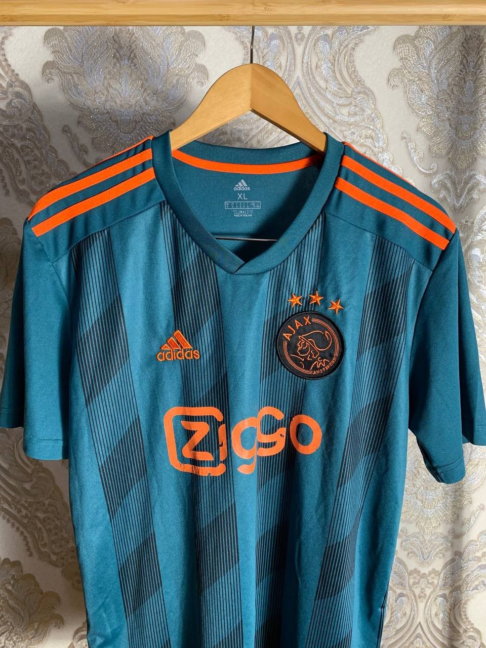 Adidas × Vintage VERY RARE ADIDAS FC AJAX AMSTERDAM SOCCER JERSEY Y2K RETRO Size US XL / EU 56 / 4 - 2 Thumbnail