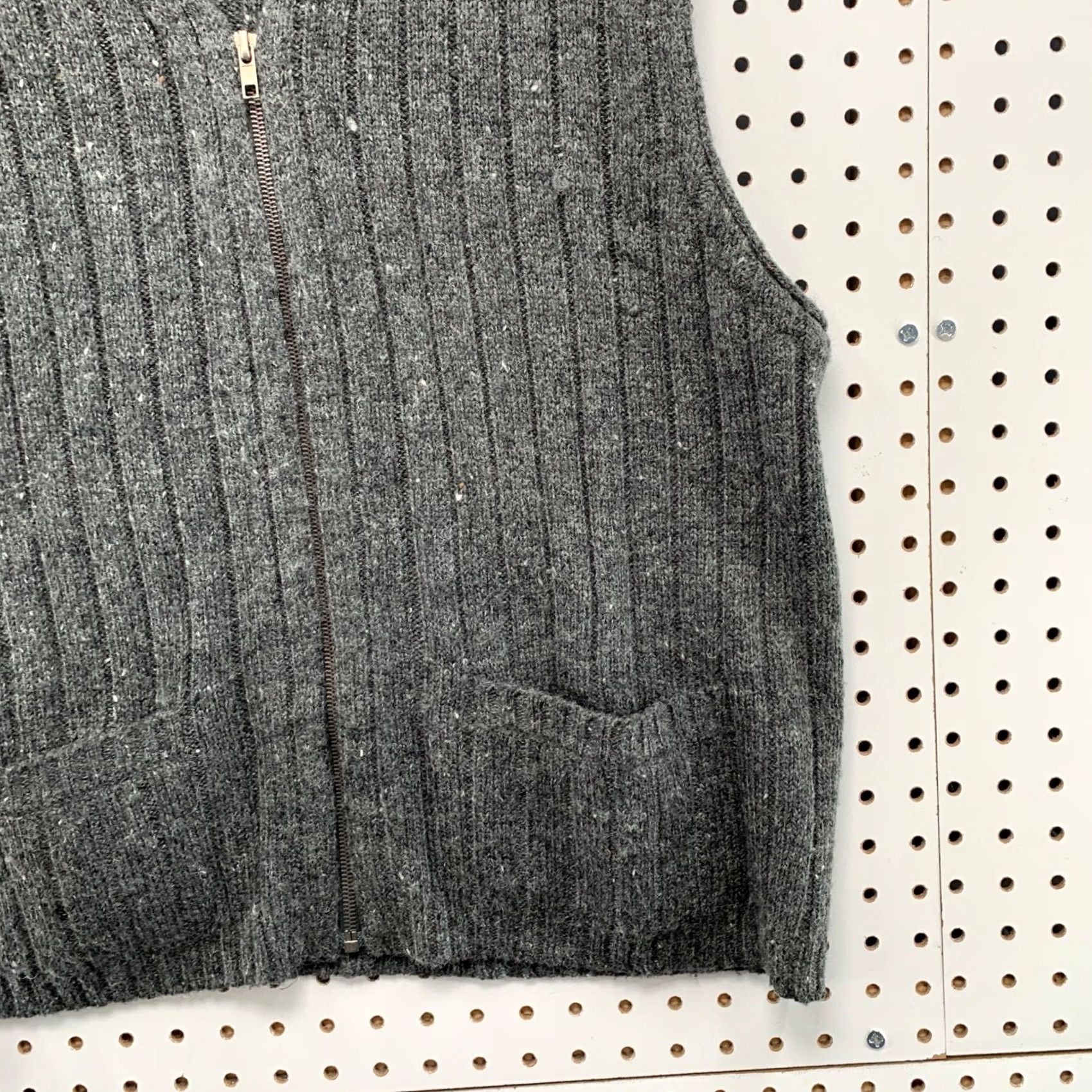 Old Navy VINTAGE Old Navy Mens Wool Blend Full Zip Sweater Vest Gray Marl Size M Size US M / EU 48-50 / 2 - 7 Thumbnail
