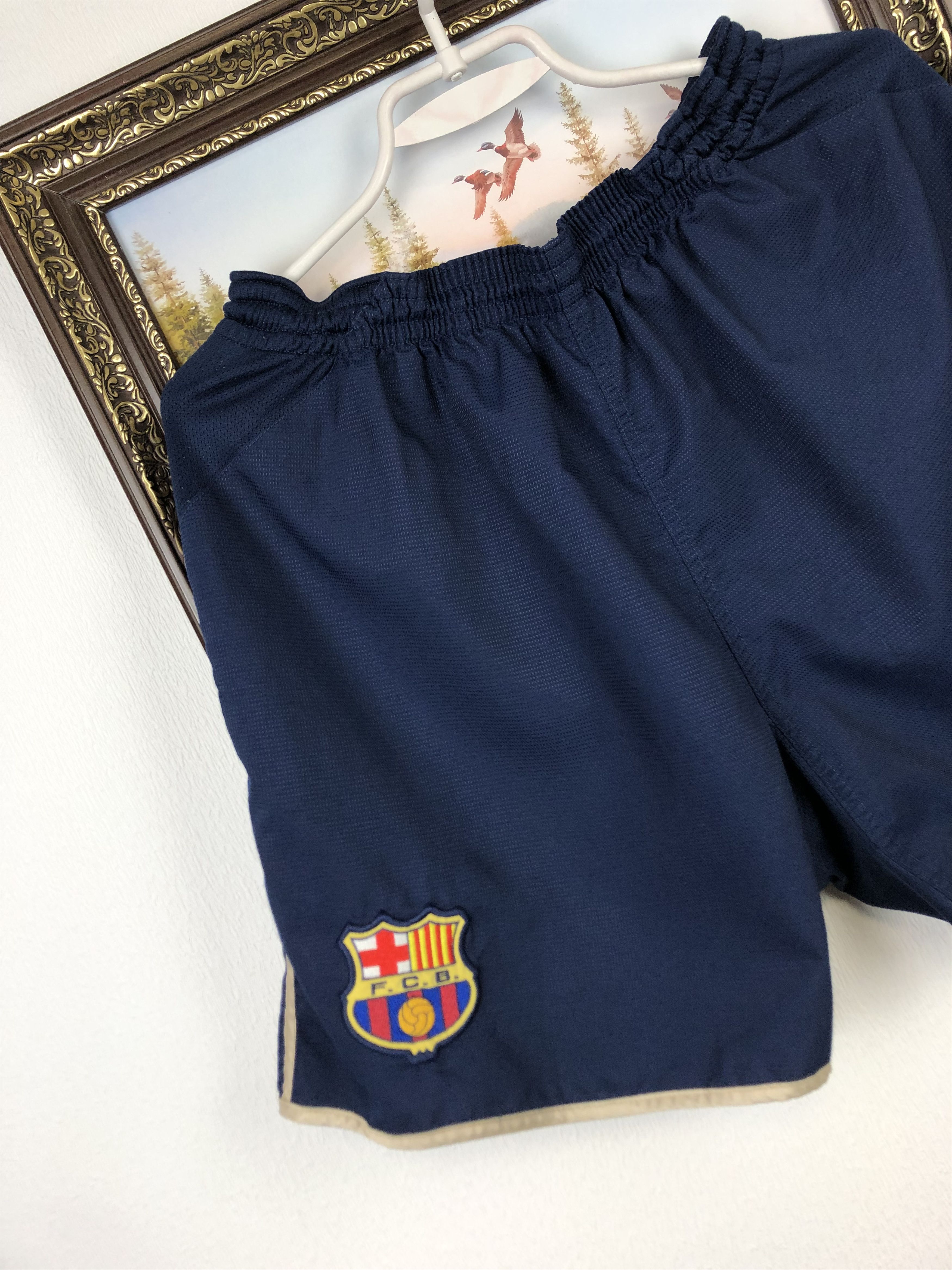 Nike Vintage Nike FC Barcelona Football Shorts Soccer Track L Size US 34 / EU 50 - 3 Thumbnail