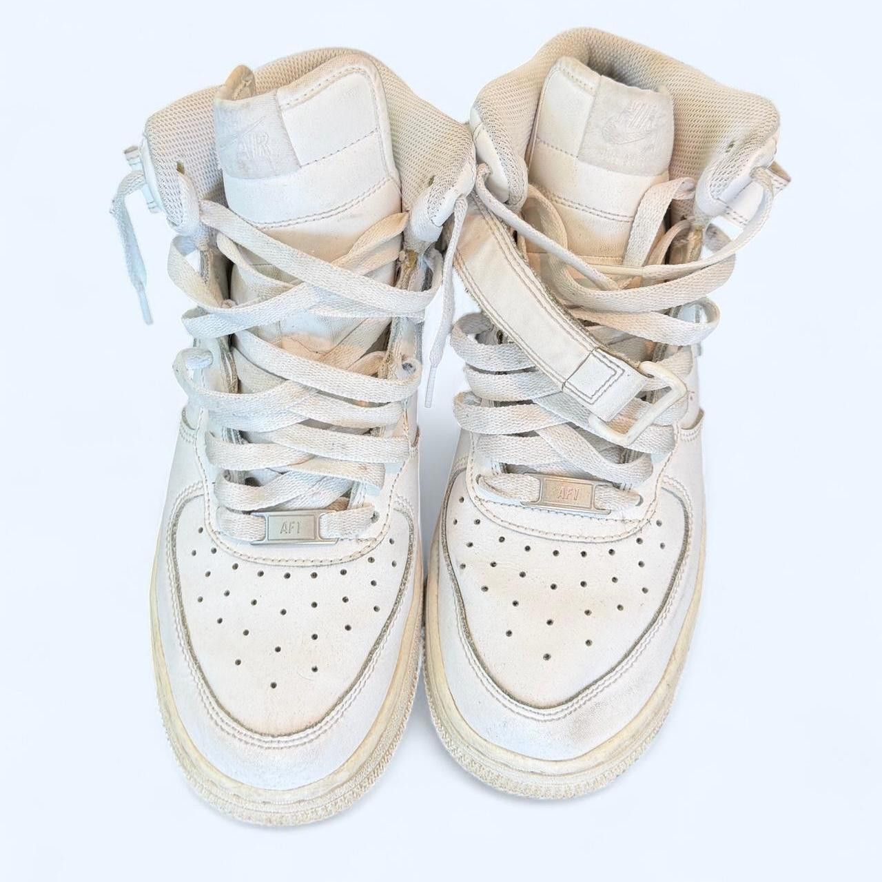 Nike Nike Women's white cream Trainers Size ONE SIZE - 4 Thumbnail