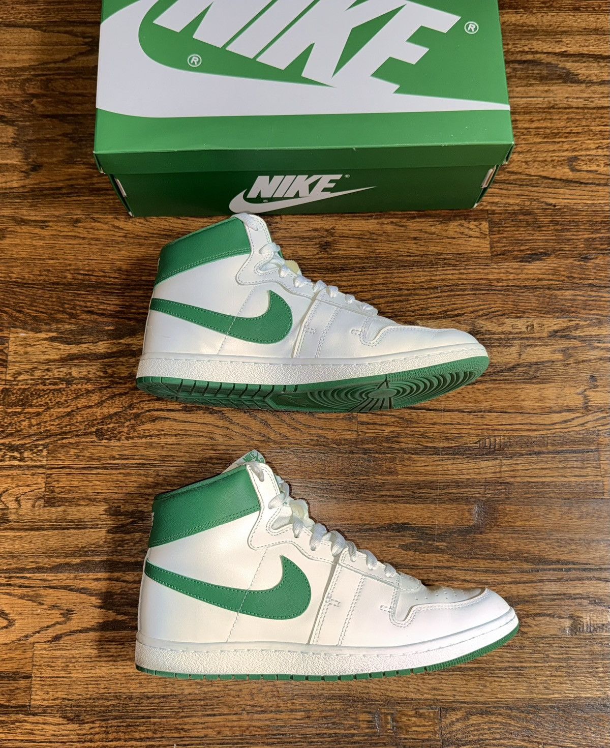 Jordan Brand Nike Jordan Air Ship PE SP 'Pine Green' - Size 11M/12.5W Size US 11 / EU 44 - 2 Thumbnail