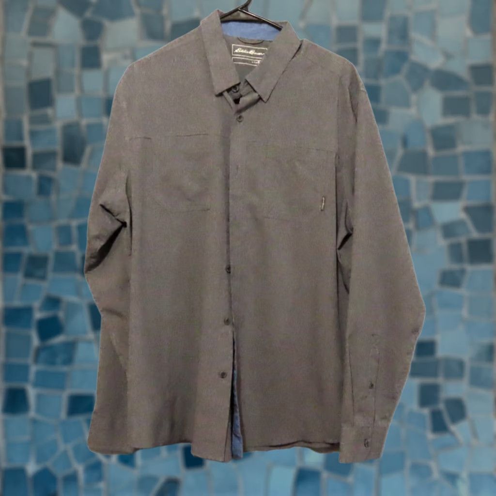 Eddie Bauer Eddie Bauer Long Sleeve Button-Up Shirt Mens L Gray Classic Outdoor Breathable Pockets Lightweight Microfiber Regular Fit Black? Size US L / EU 52-54 / 3 - 1 Thumbnail