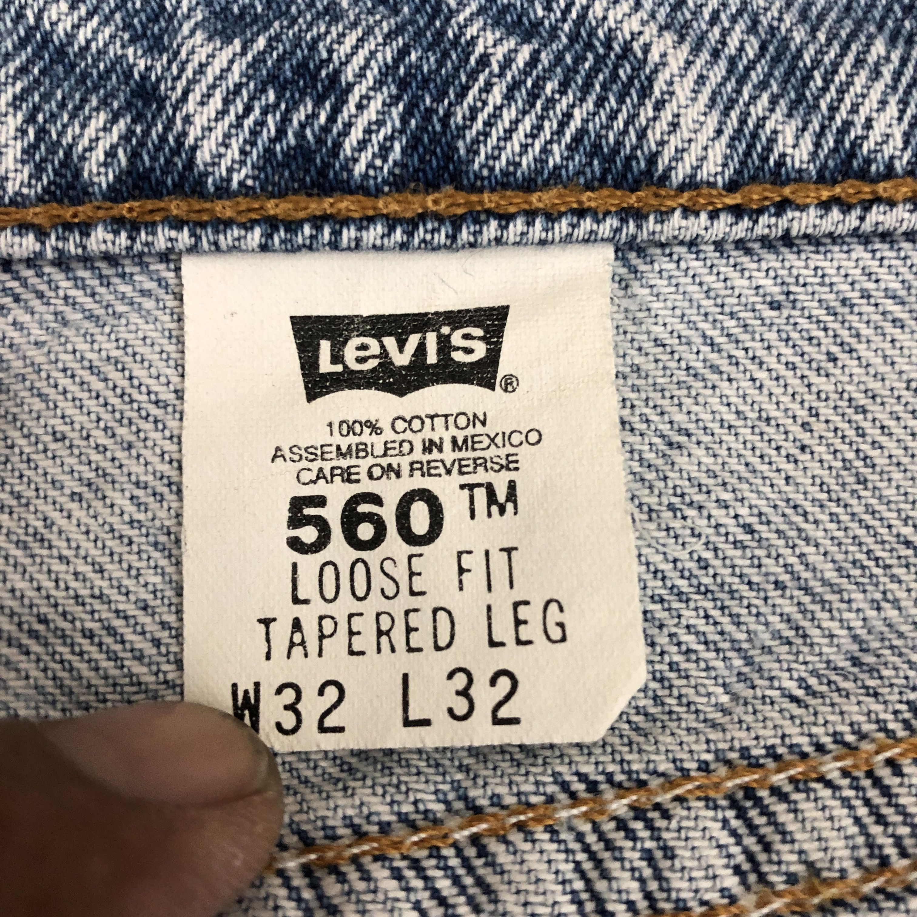 Levi's Vintage Levis 560 Distressed Jeans Levi'sLight Wash Denim Size 28" / US 6 / IT 42 - 12 Thumbnail