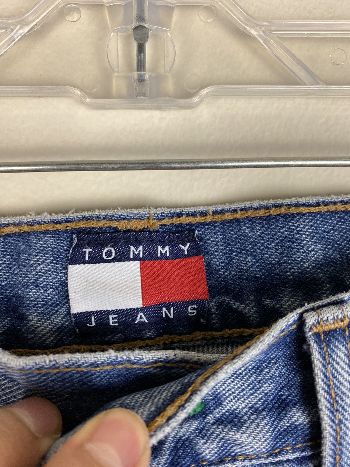 Tommy Hilfiger 90’s Vintage Blue Tommy Jeans Carpenter Denim Jeans Baggy Size US 30 / EU 46 - 5 Thumbnail