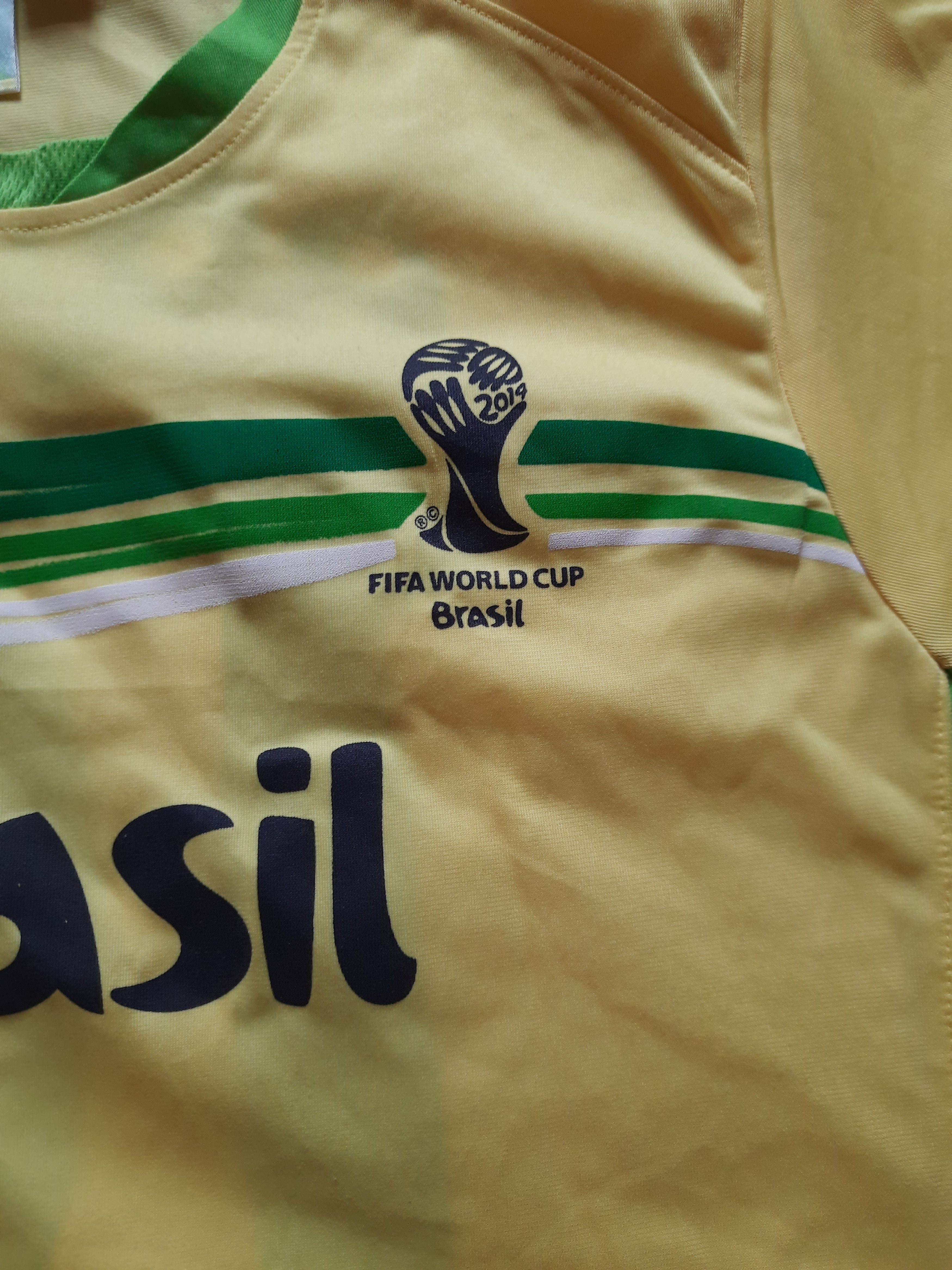 Sports Specialties Brazil Soccer Jersey World Cup 2014 Football Y2k Size US L / EU 52-54 / 3 - 6 Thumbnail