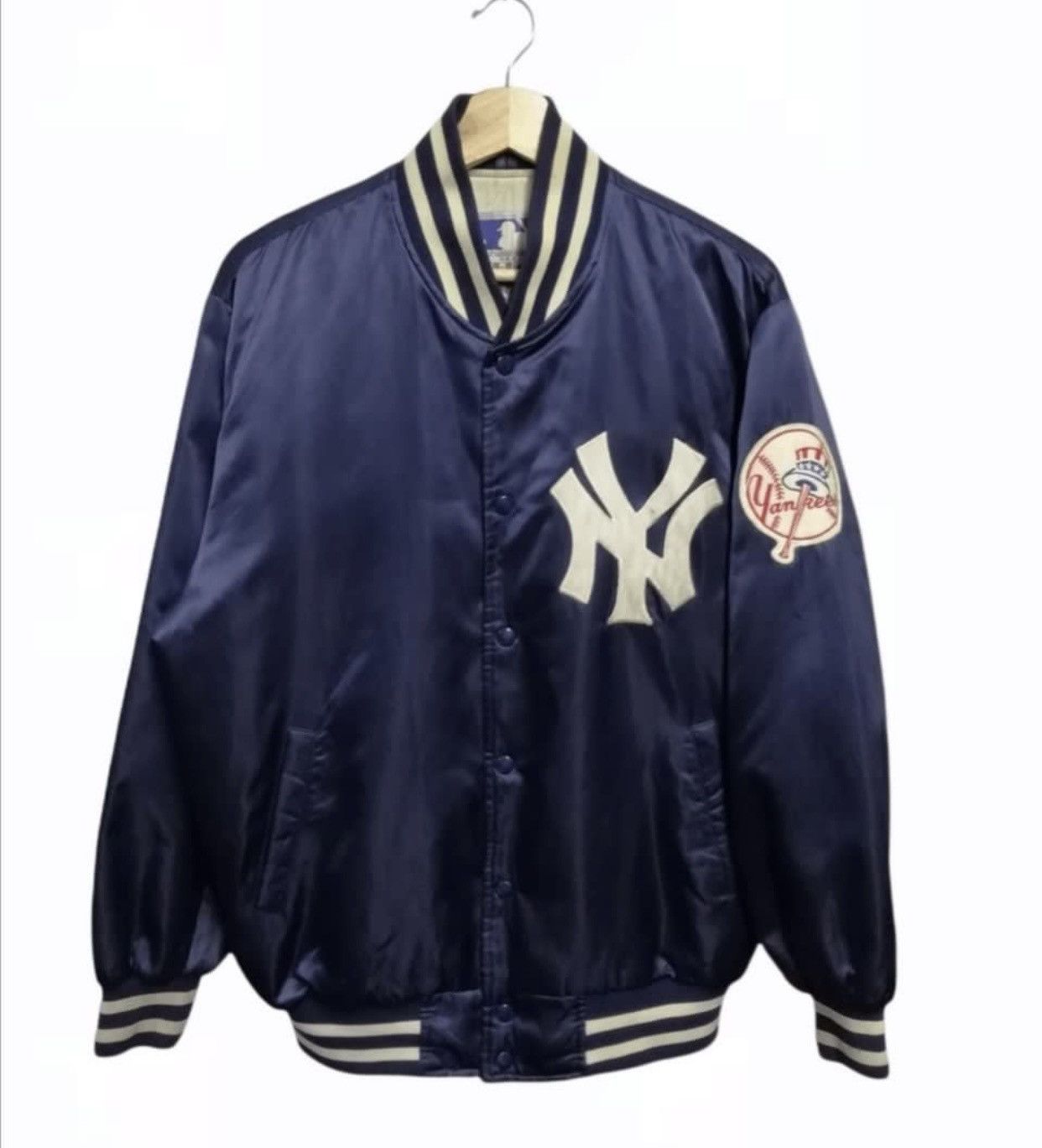 MLB VINTAGE NEW YORK YANKEES MLB SATIN VARSITY JACKET Size US M / EU 48-50 / 2 - 3 Thumbnail