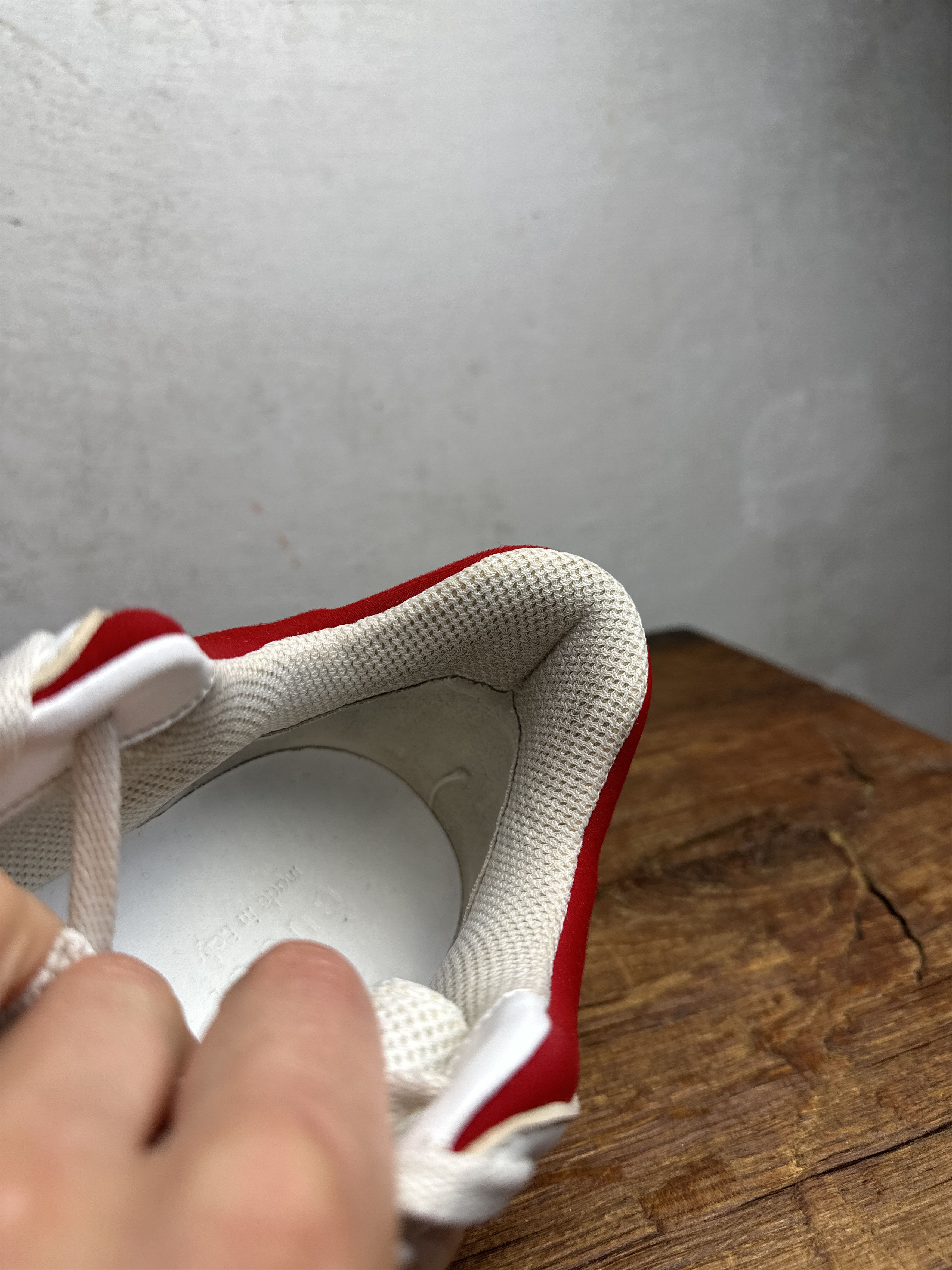 Gucci Gucci Basket Low White Demetra Red Sneakers Size US 10 / EU 43 - 14 Thumbnail