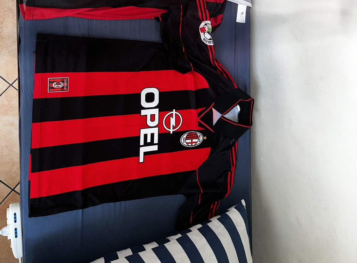 Vintage Jersey ac milan Size US L / EU 52-54 / 3 - 1 Thumbnail