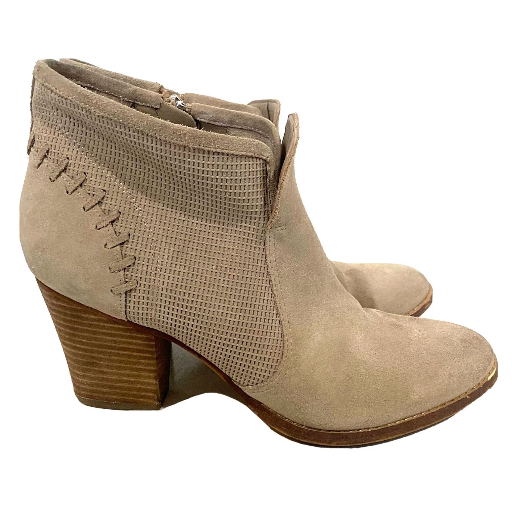 Marc Fisher VINTAGE Marc Fisher Women’s Bootie Booties Beige Suede Leather Block Heels Sz 10 M Womens Boots Size US 10 / IT 40 - 2 Thumbnail