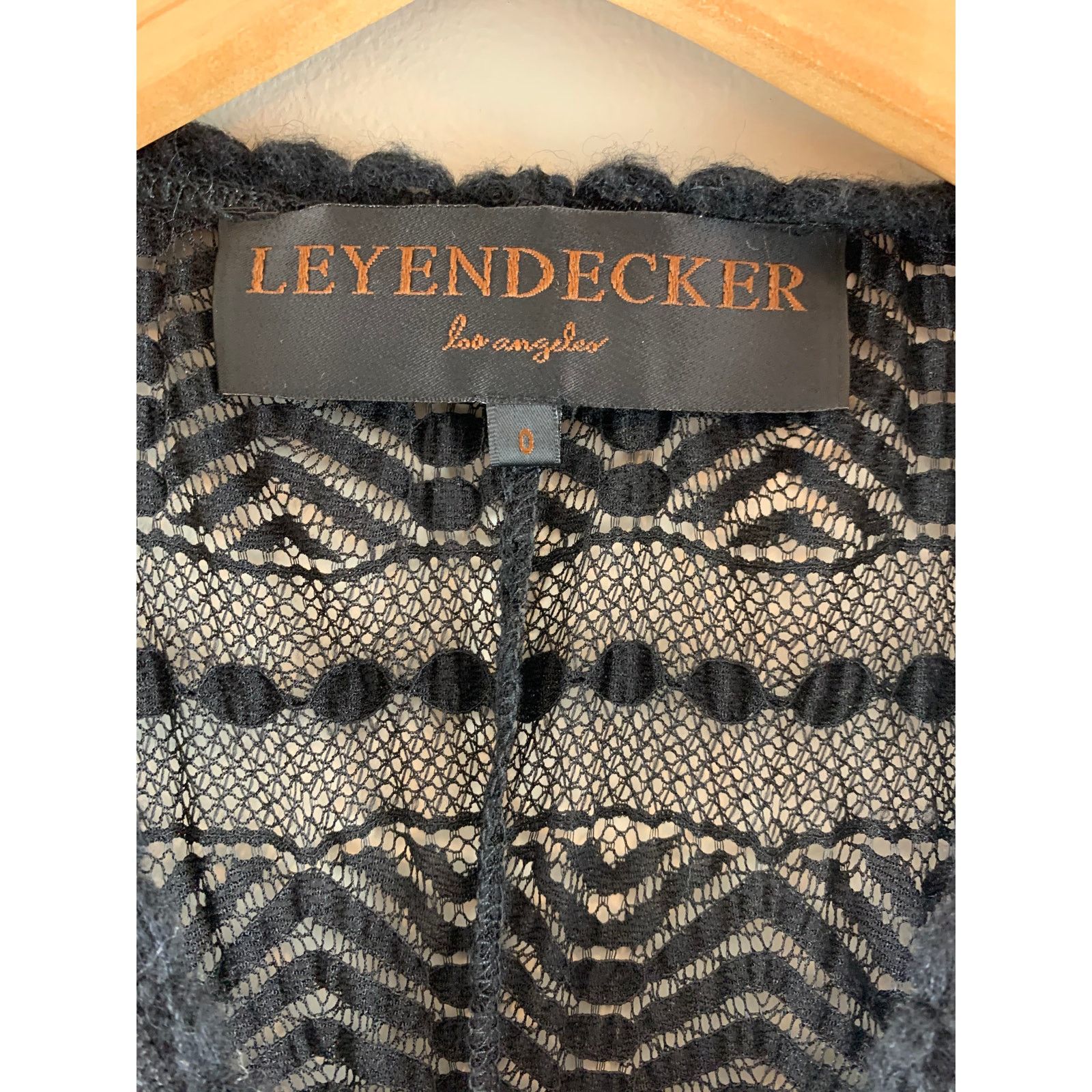 Anthropologie Leyendecker Black Lace Cold Shoulder Blouse Shirt Top 0 XS Size XS / US 0-2 / IT 36-38 - 5 Thumbnail