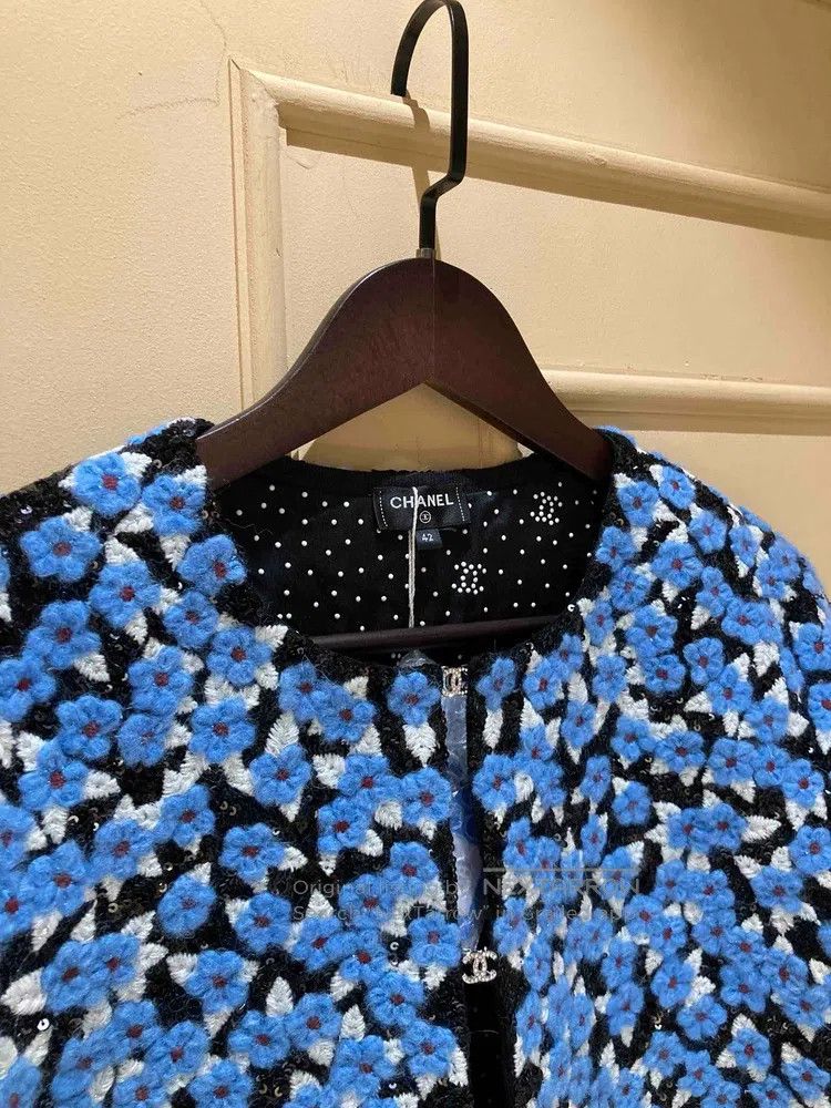 Chanel Chanel Blue and black floral sequin embroidery coat Size M / US 6-8 / IT 42-44 - 3 Thumbnail