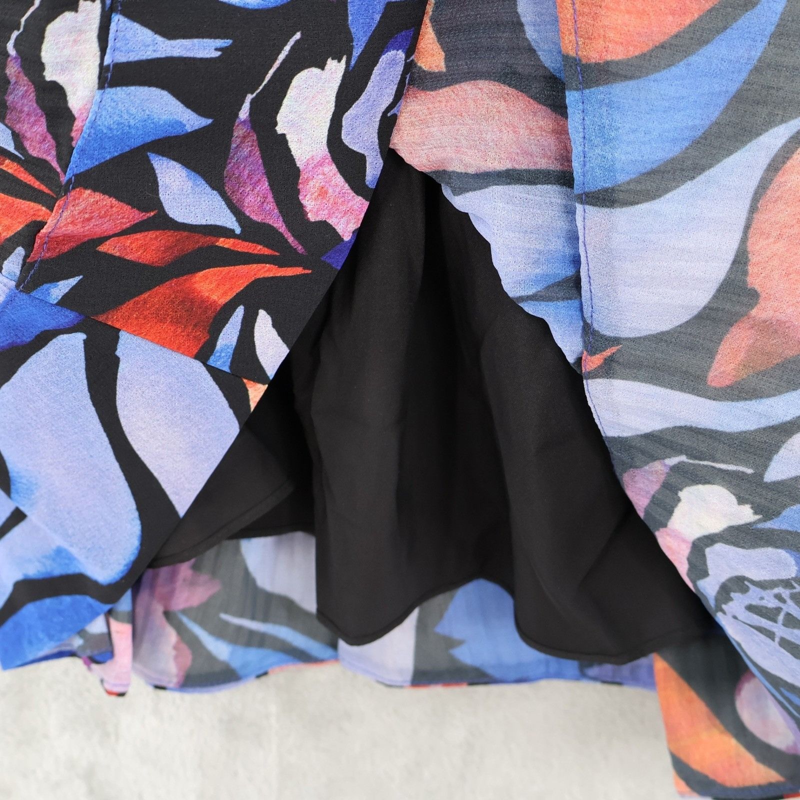 MILLY Milly Liv Dream Rose Print Dress Womens 4 Blue Pleated Artsy Size S / US 4 / IT 40 - 7 Thumbnail