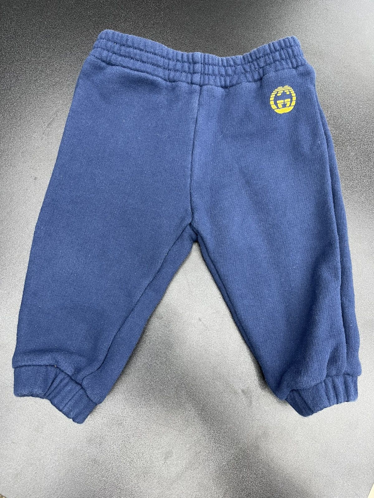 Gucci Size 6/9M - Gucci Logo Print Sweatpants Blue Kids Size US 26 / EU 42 - 1 Thumbnail