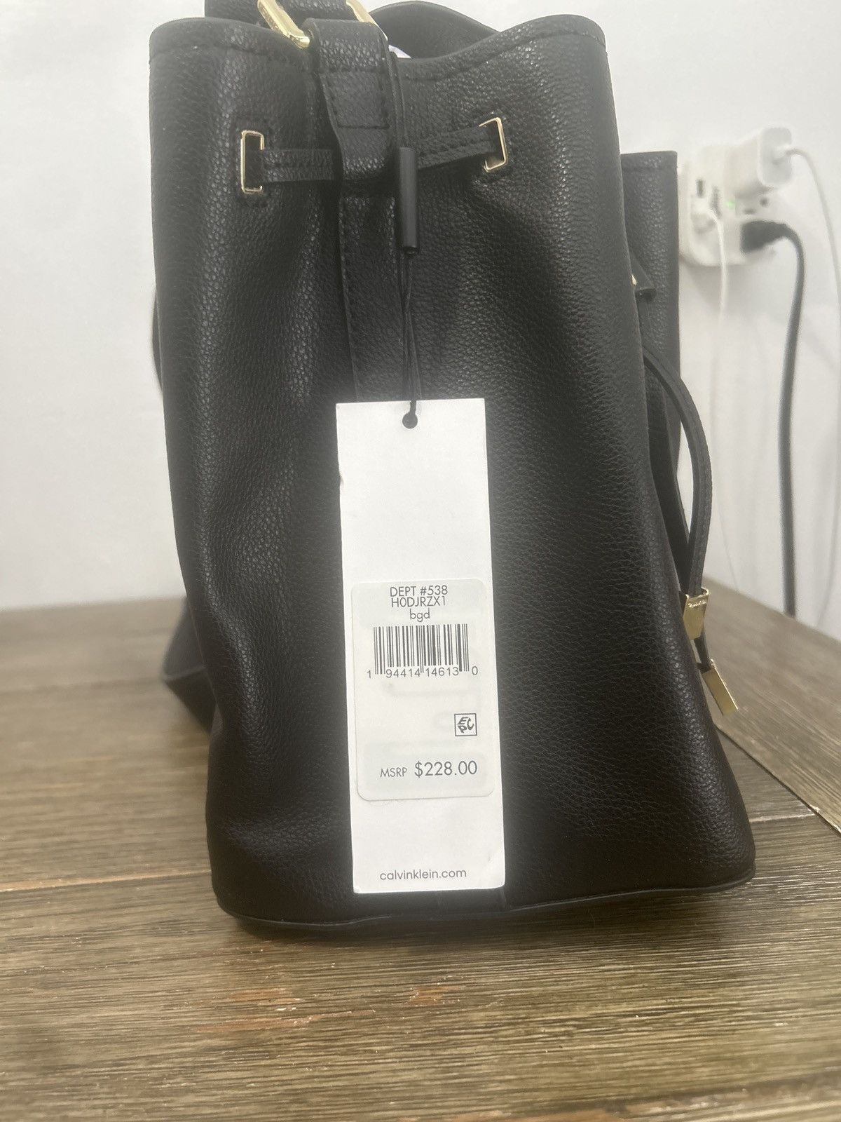 Calvin Klein s a Calvin Klein leather bucket-style bag Size ONE SIZE - 1 Thumbnail