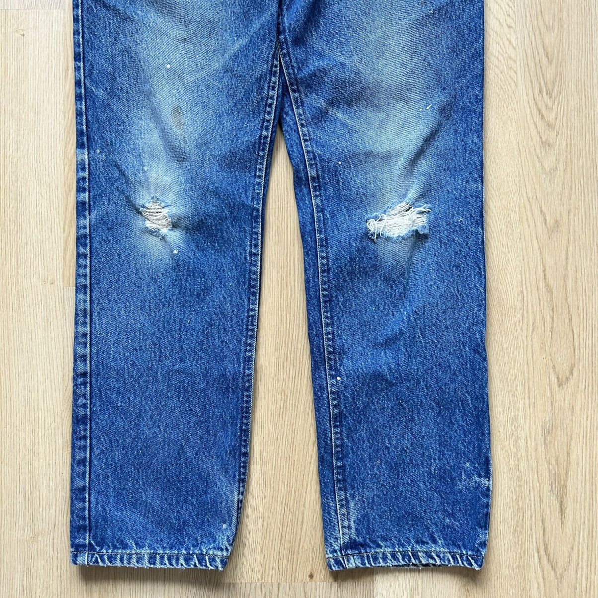 Lee Vintage 90s Lee Dark Wash Distressed Denim Jeans Size US 32 / EU 48 - 2 Thumbnail